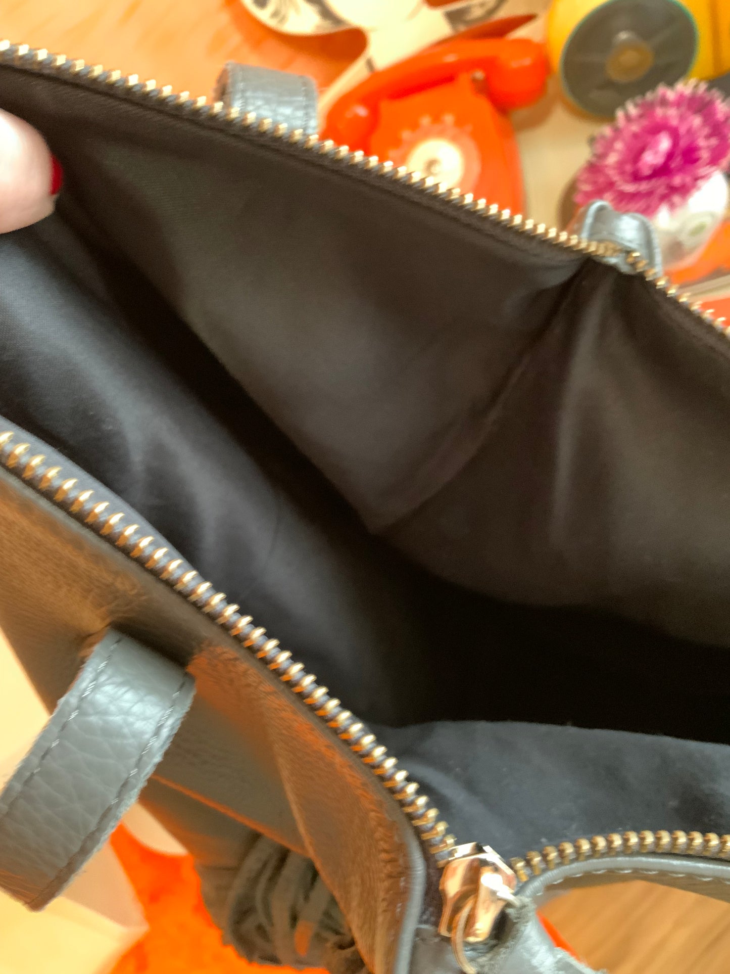 Sac à main a franges cuir gros grains gris Italy