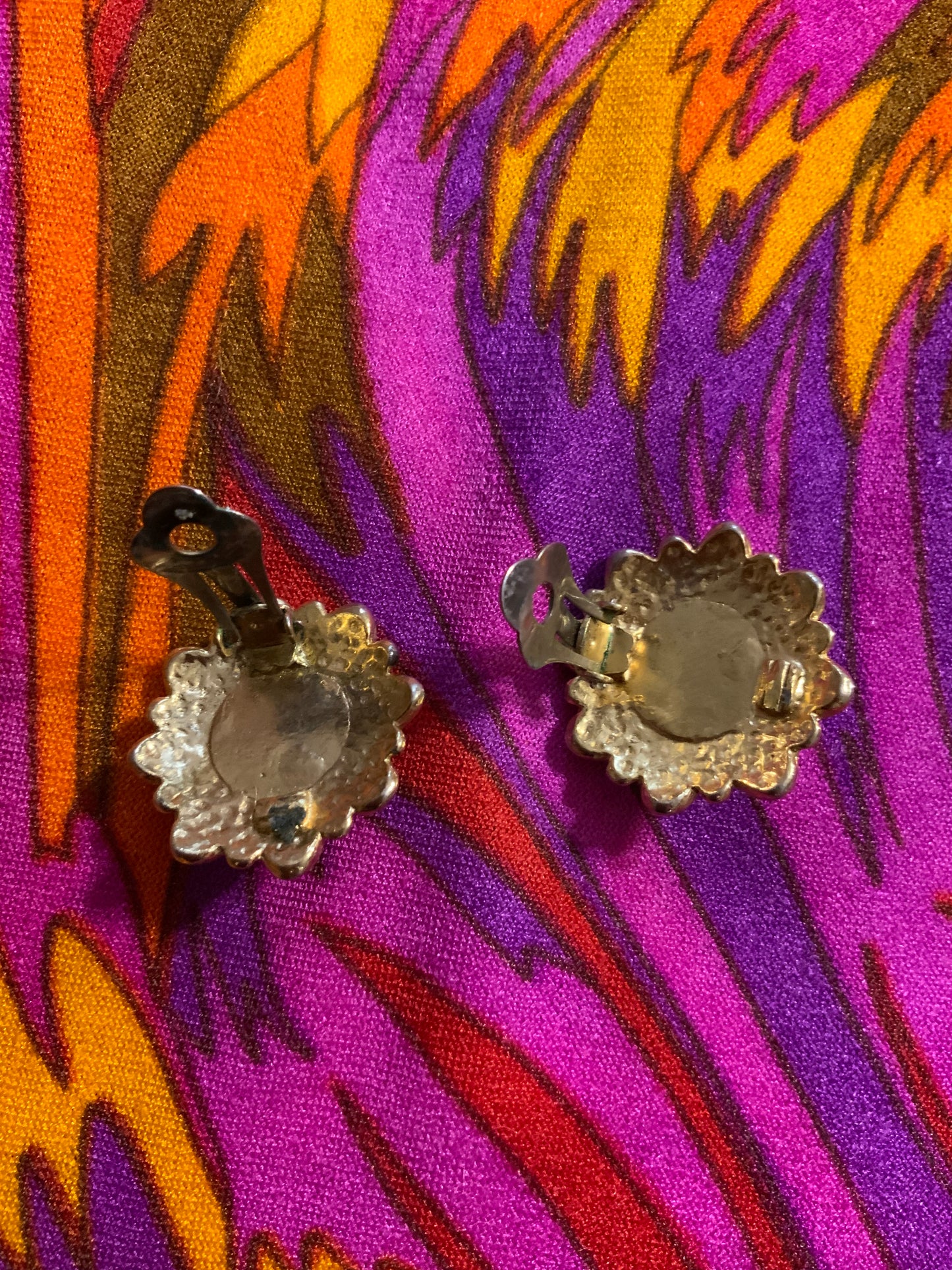 Boucles d’oreilles 1990 Fleurs Métal Vintage