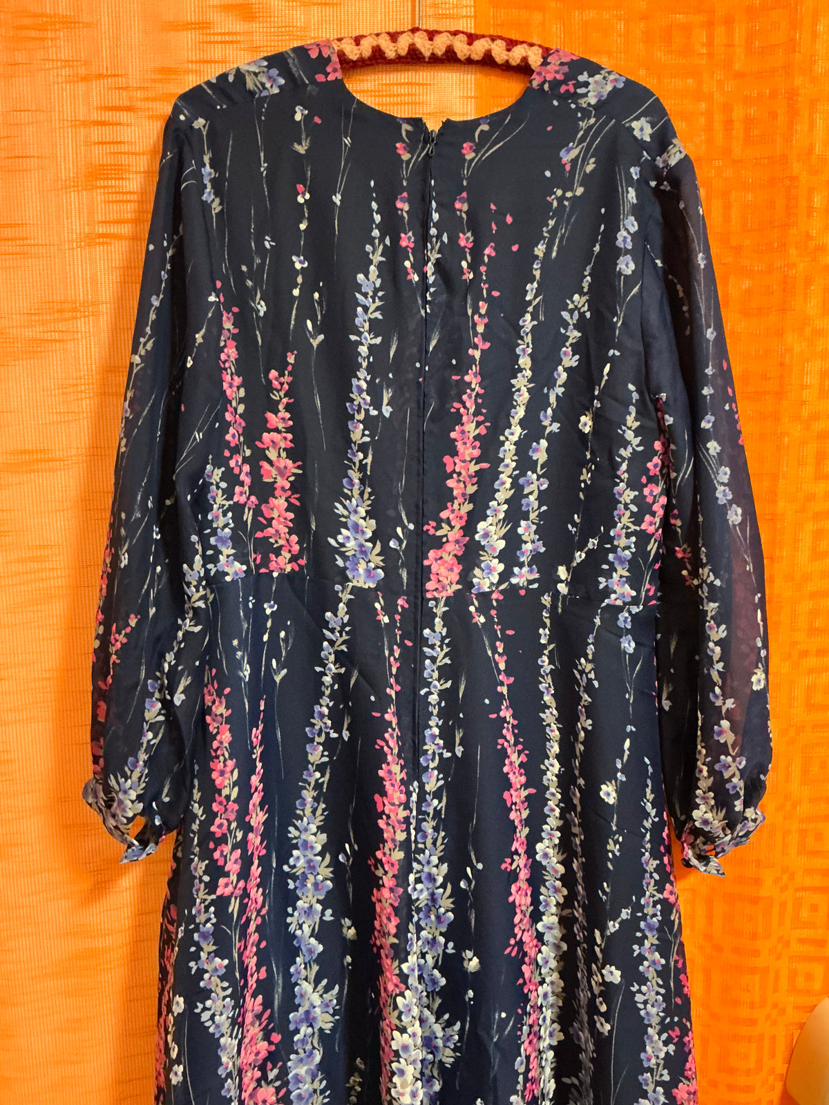 Robe Longue Tergal Mousseline à Fleurs Creation Vintage 1970- T46maxi.