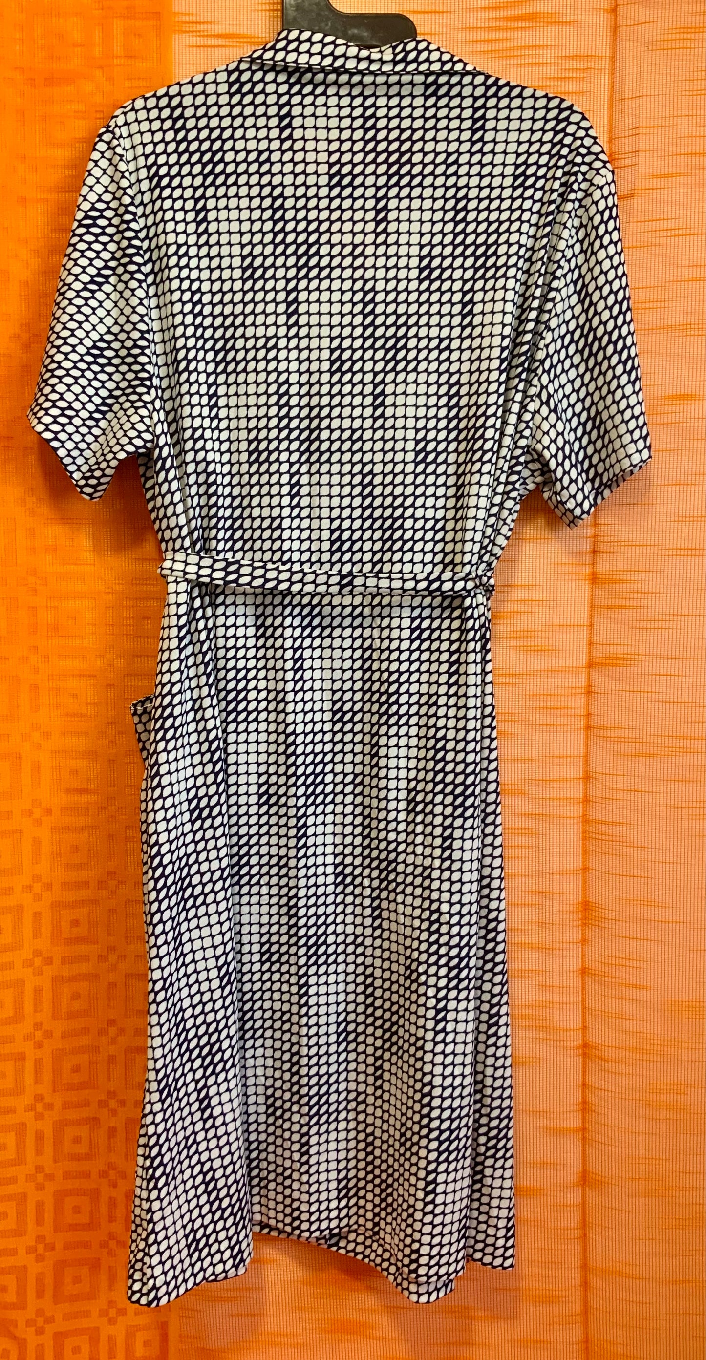 Robe Vintage 1980 A motifs - T46 et inf.