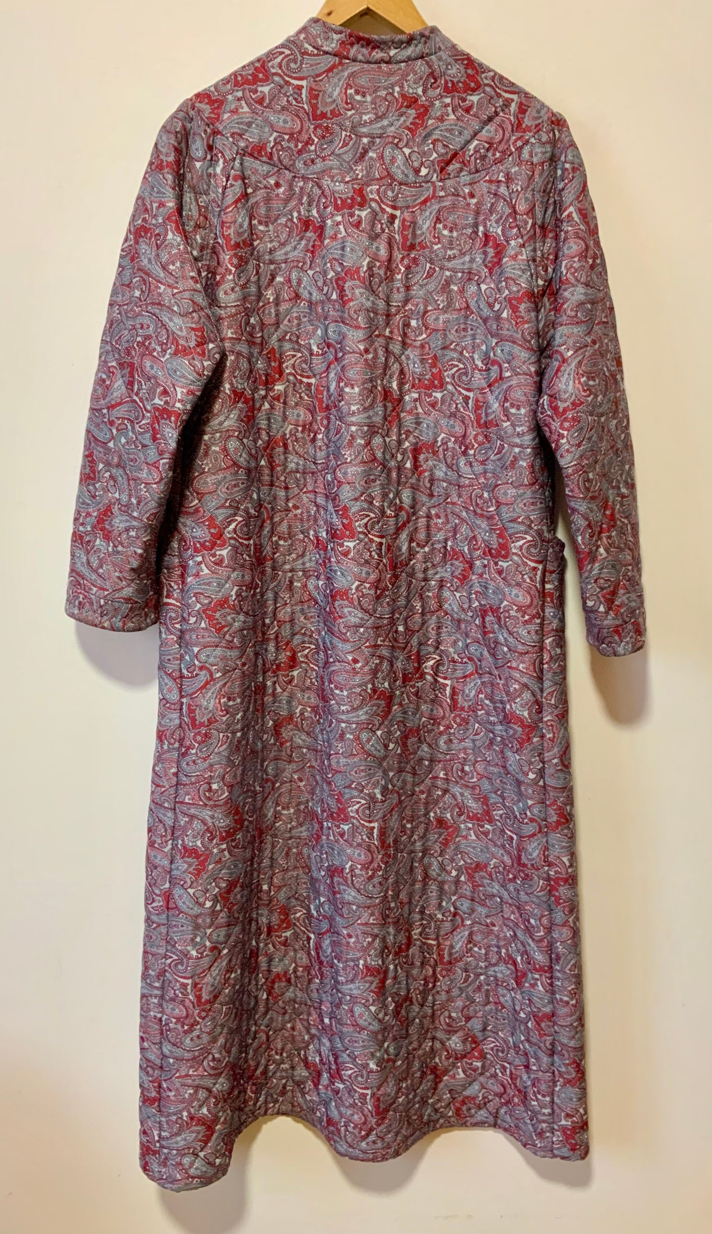 Robe de chambre matelassée Motifs Paisley 1970- T42