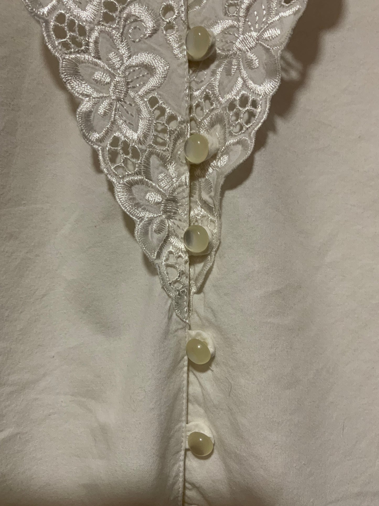 Chemisier Broderies et boutons perles Façon Autrichien Vintage 1990’