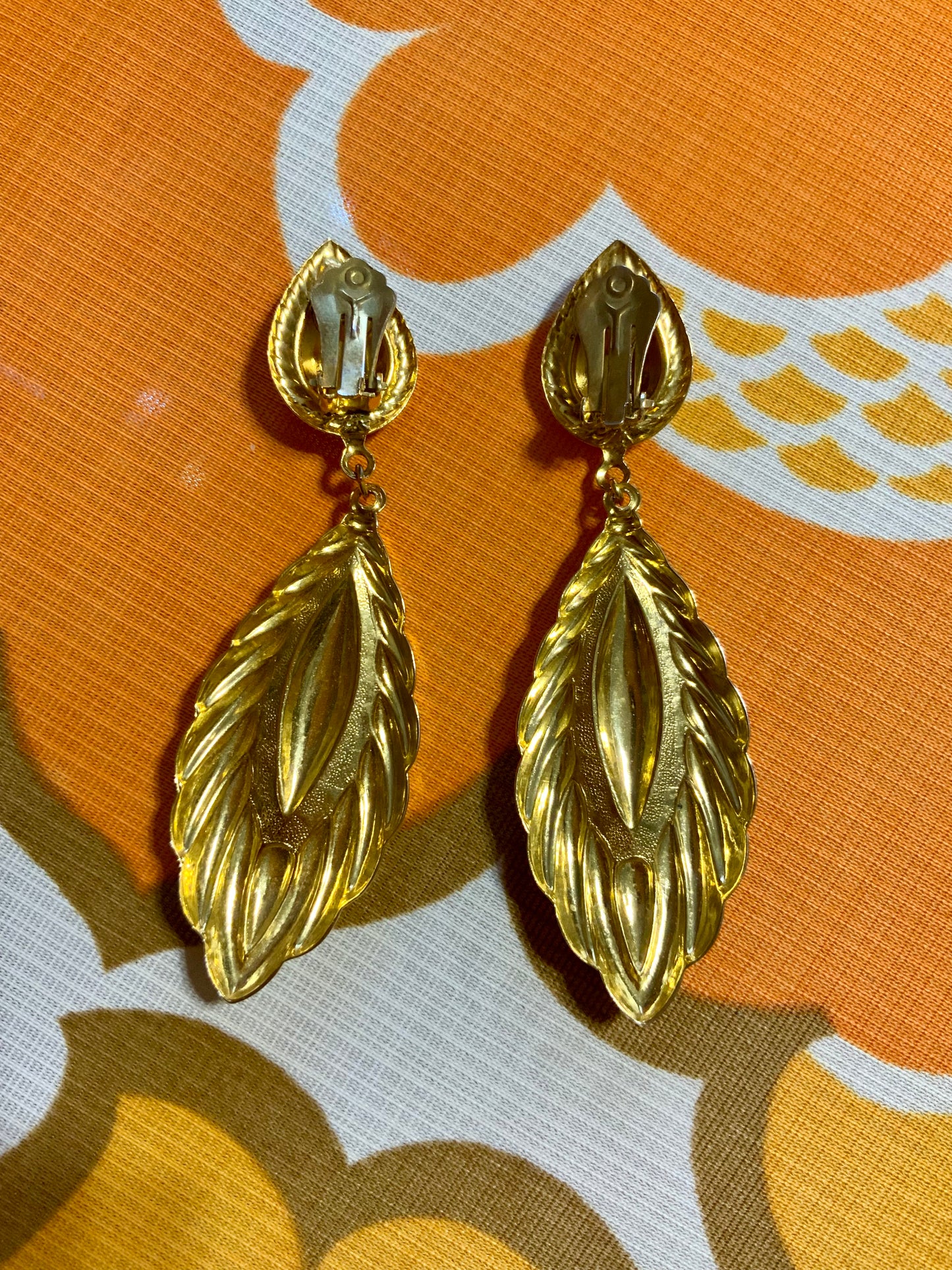 Boucles d’oreilles pendantes dorées et argentées Vintage 1980/90