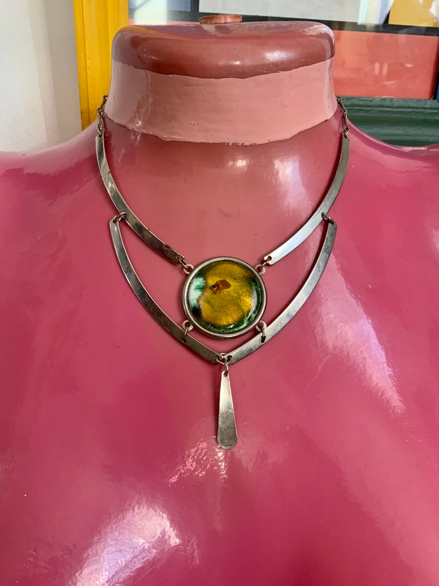 Collier Argent et Motifs Vintage 1980