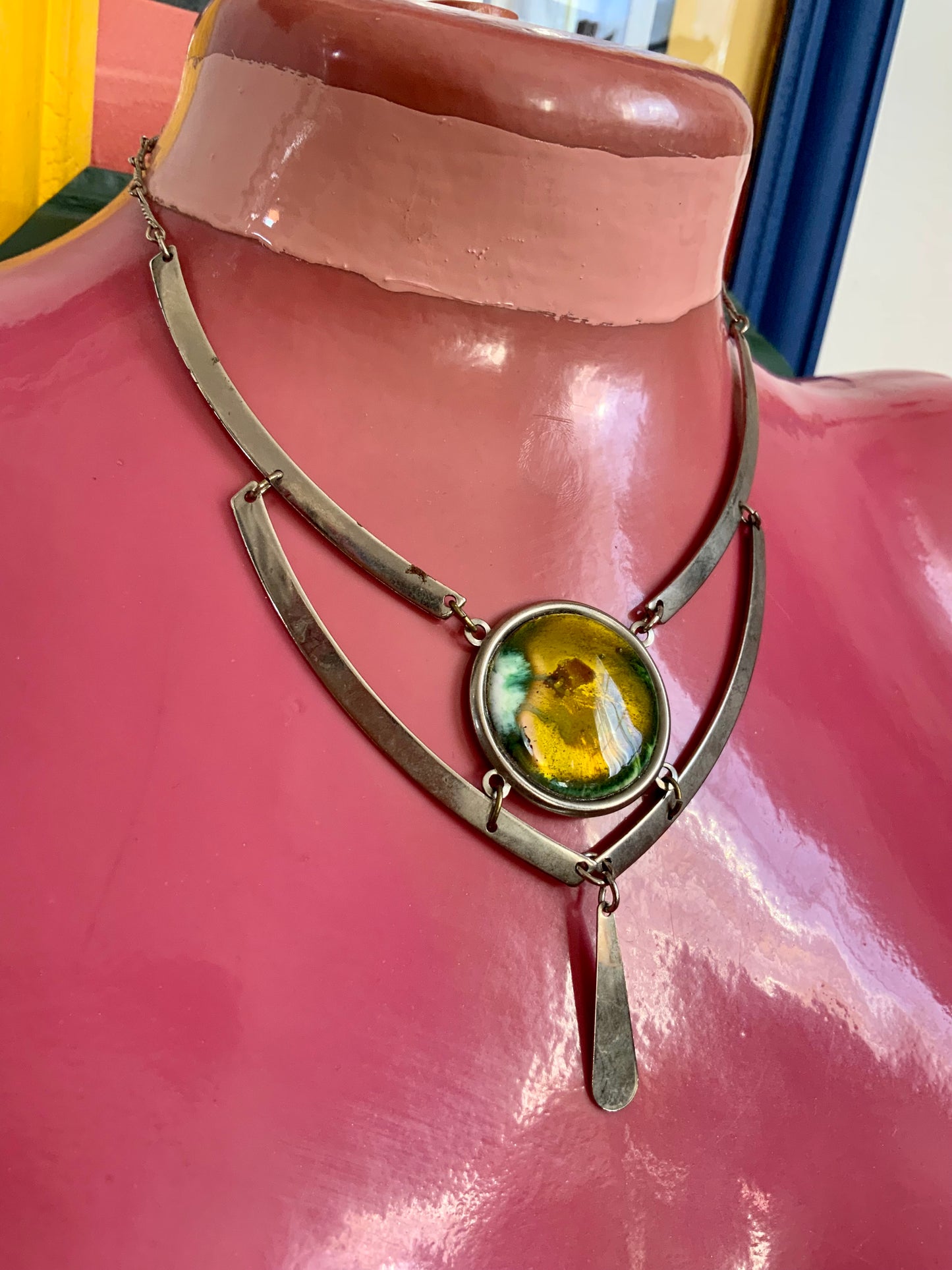 Collier Argent et Motifs Vintage 1980