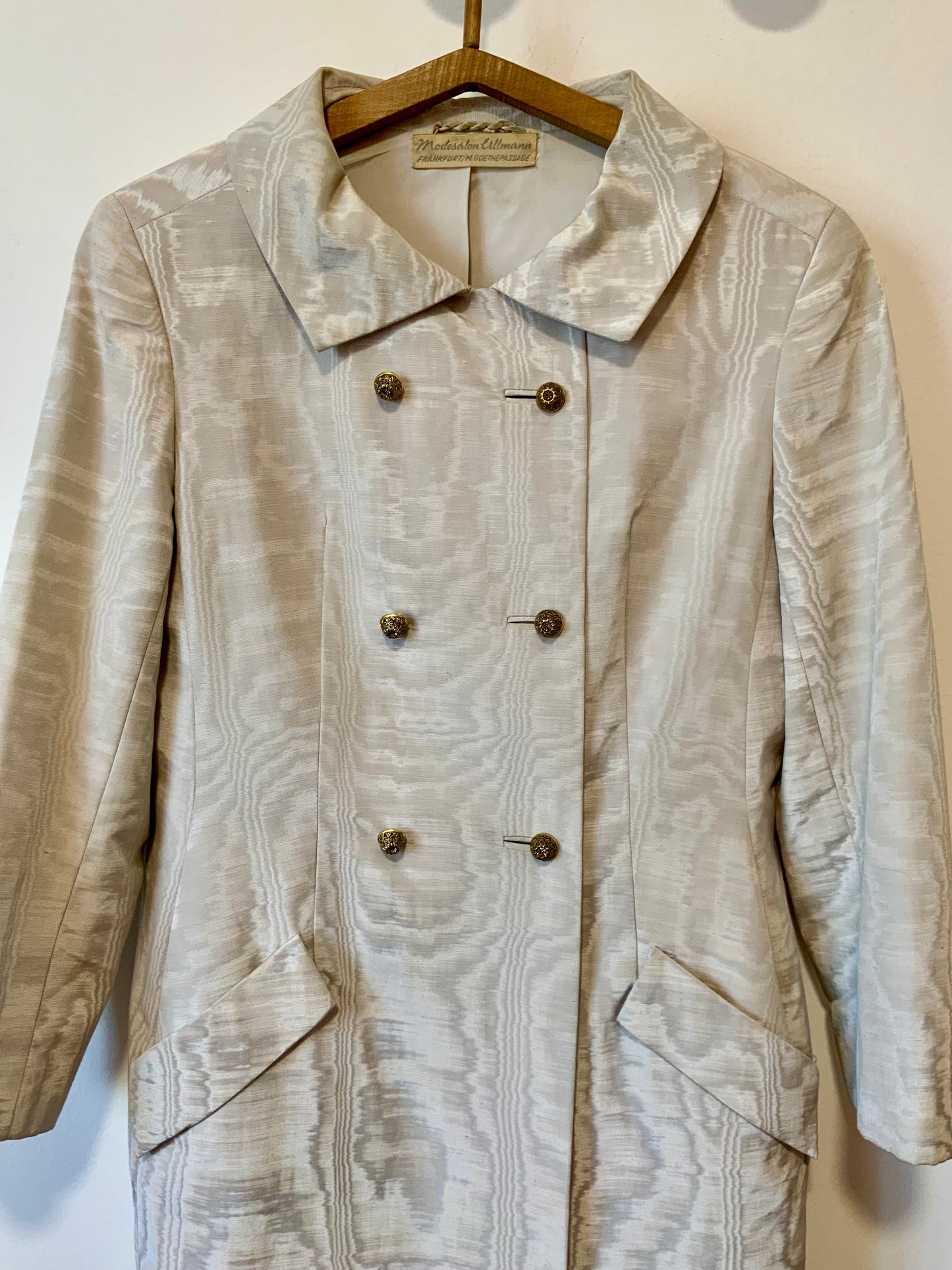 Incroyable Manteau Satin Mode Allemande 1960/70 Pépite Vintage
