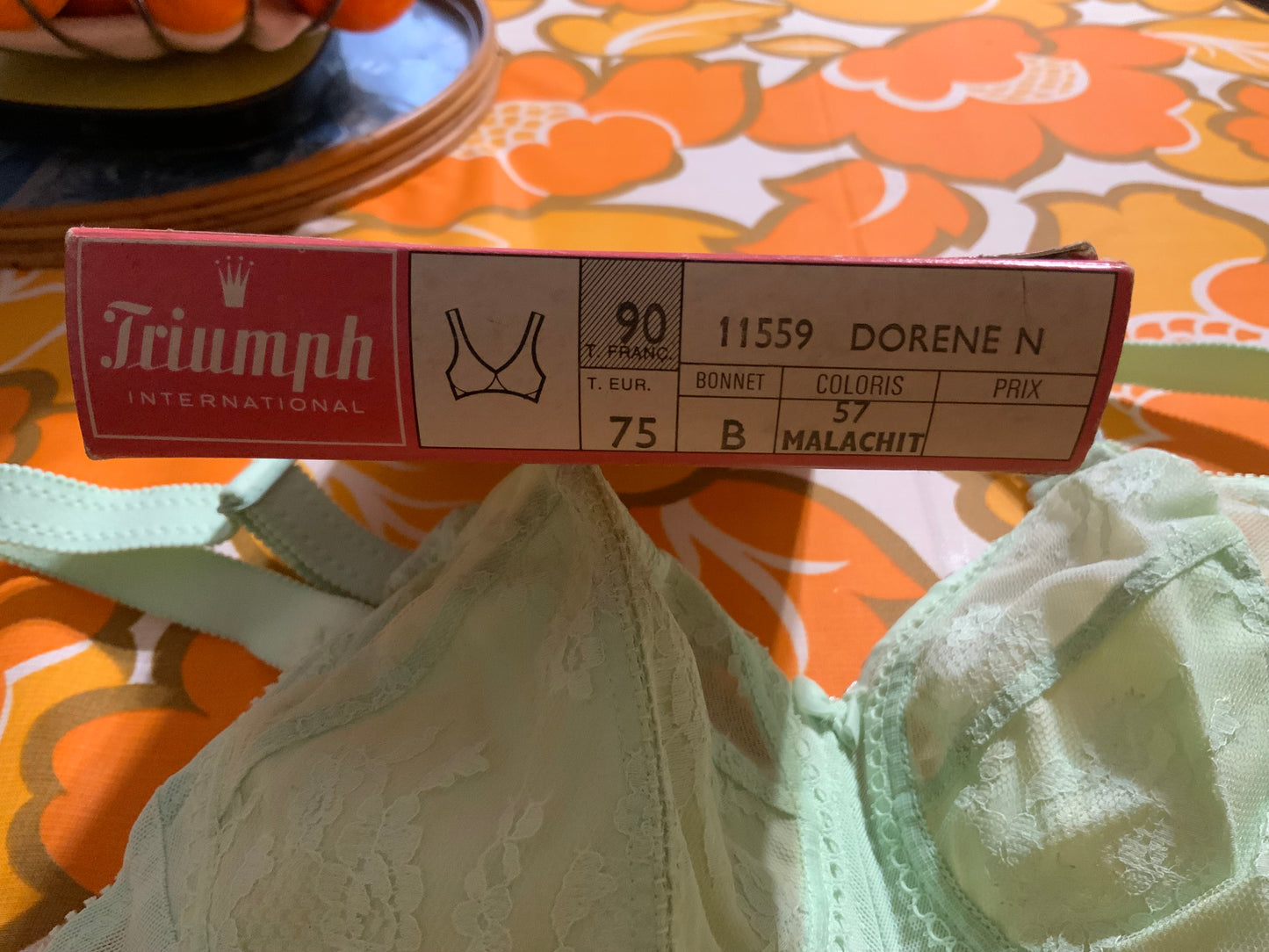 Soutien gorge dentelle verte Triumph Neuf 1970 Vintage Sexy