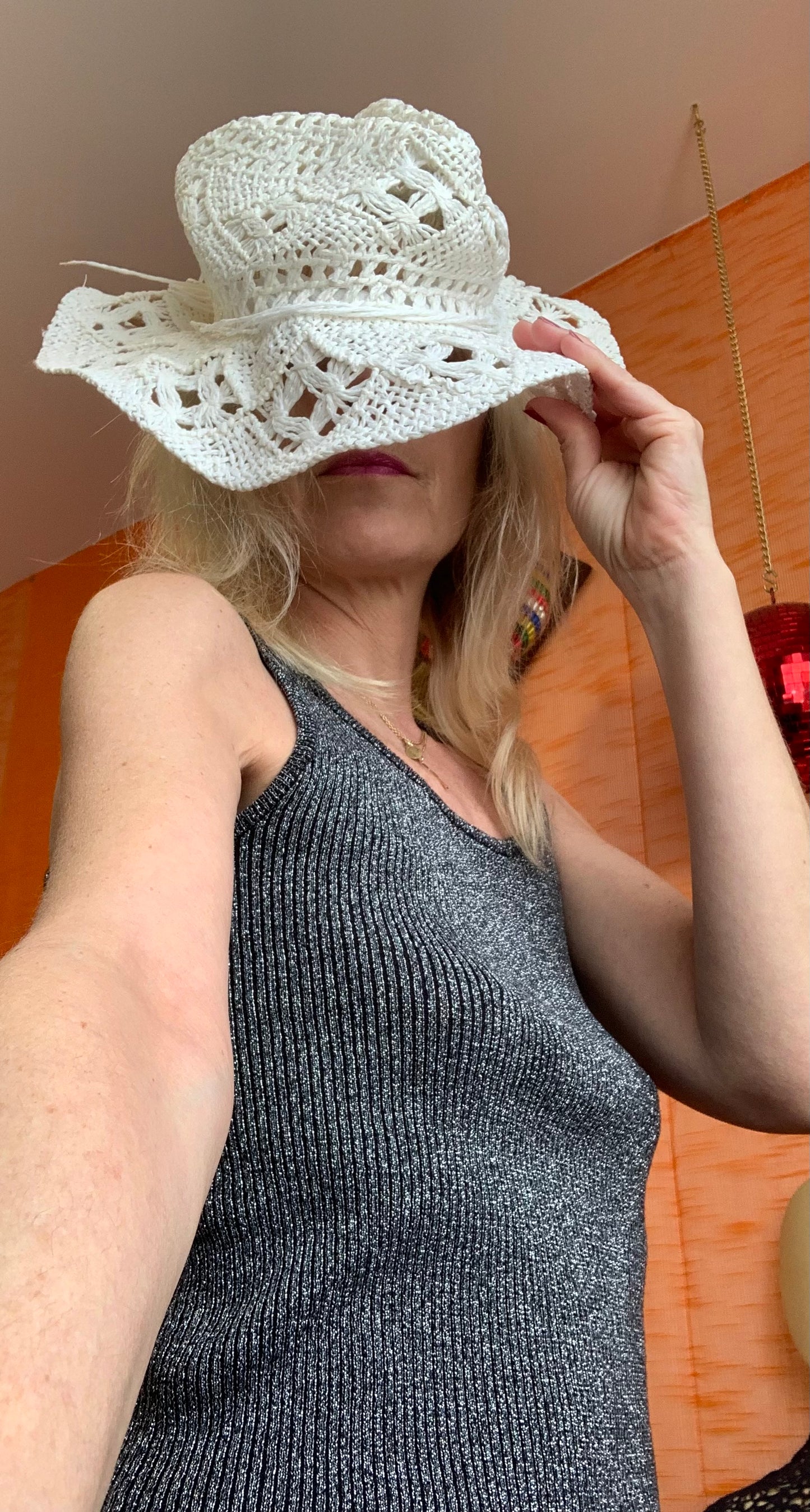 2 chapeaux façon Vintage Neufs