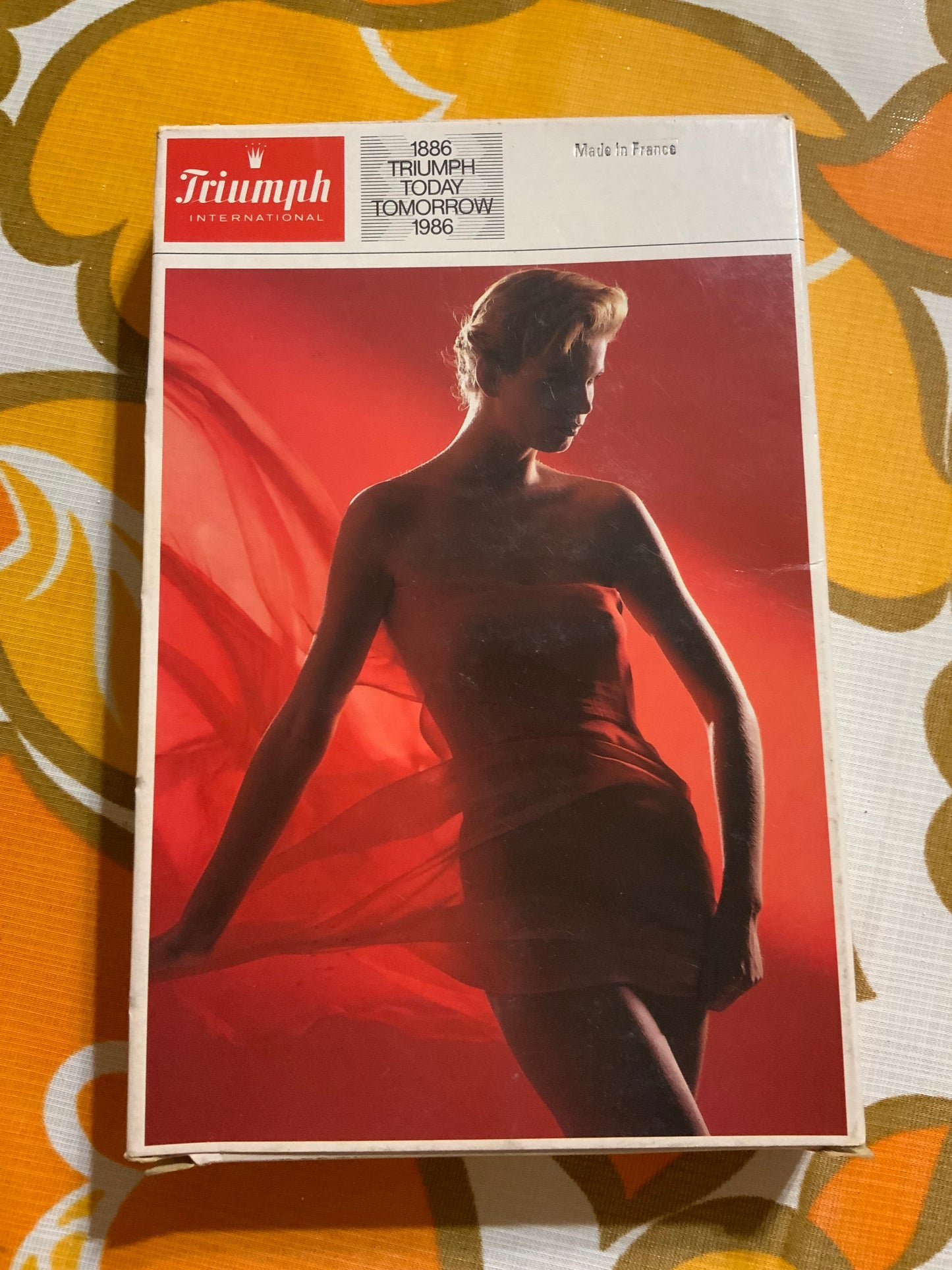 Soutien gorge Vintage 1986 Triumph Neuf Modèle Scarlett