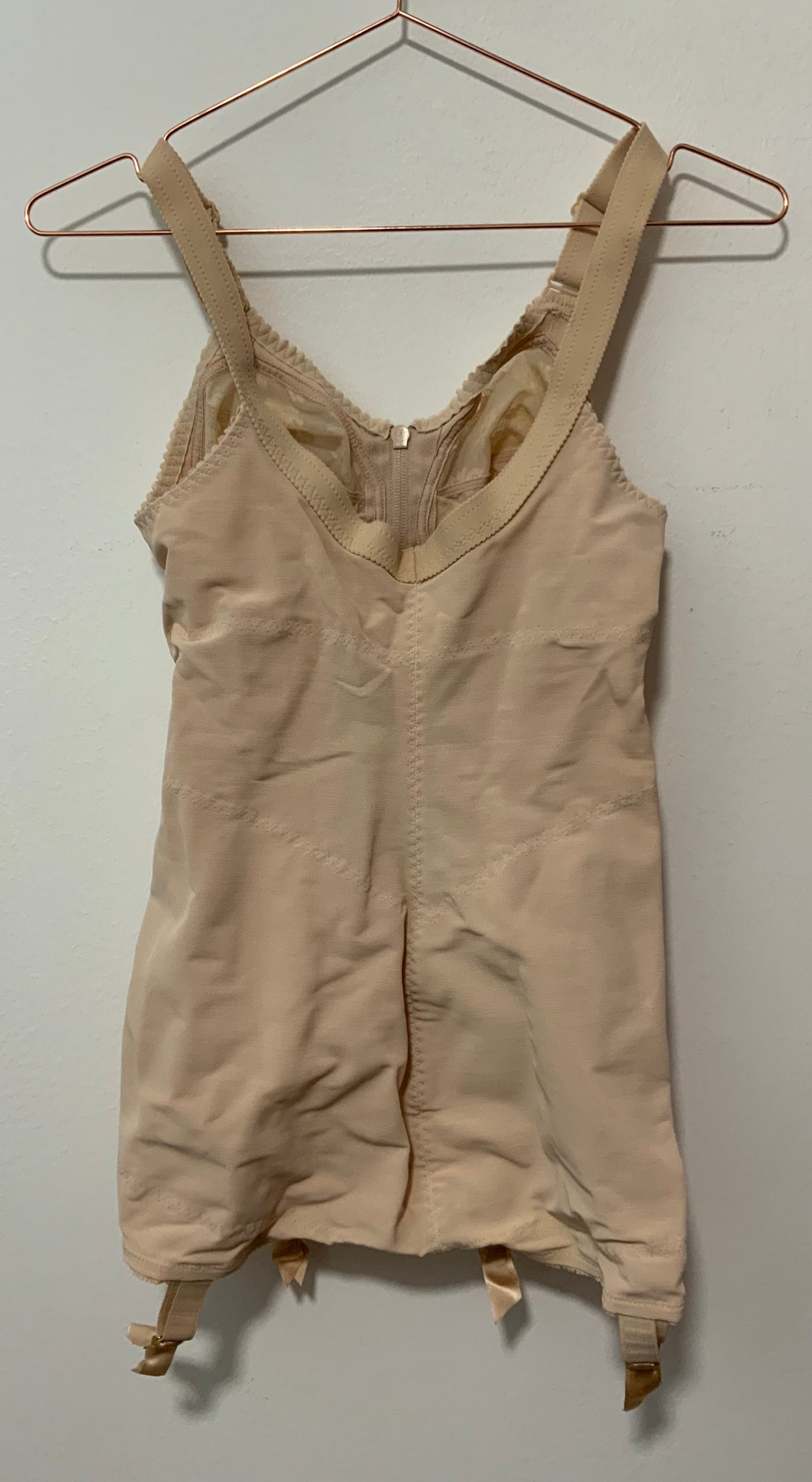 Magnifique combiné gaine dentelle Triumph Neuf 1970 dans sa boîte Vintage