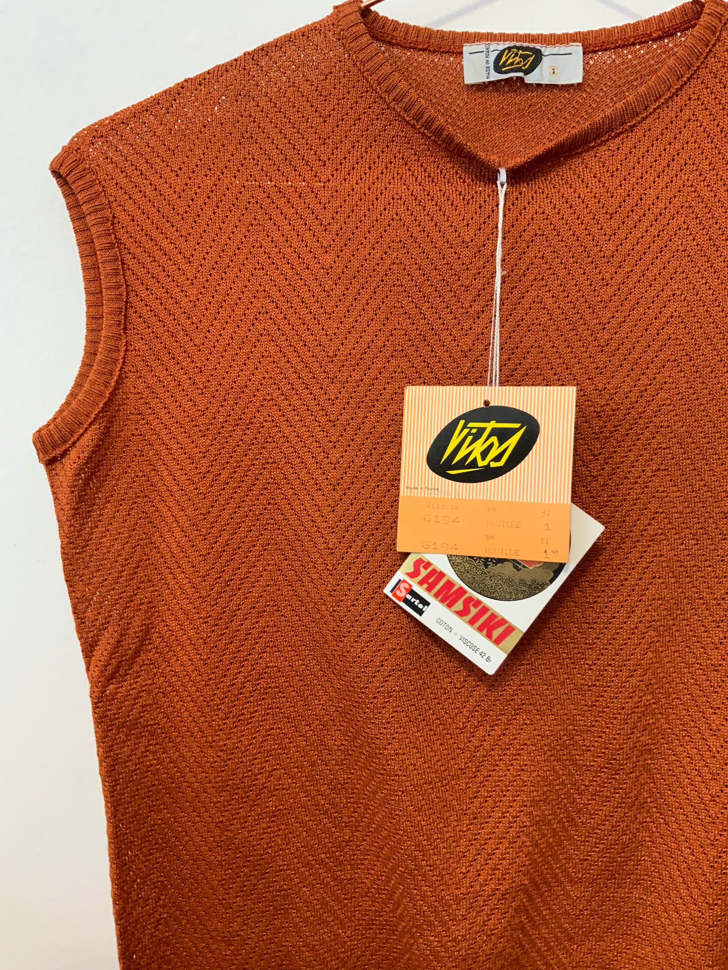 Tricot Pull sans manche Mailles ajourées Deadstock 1970 Vintage France
