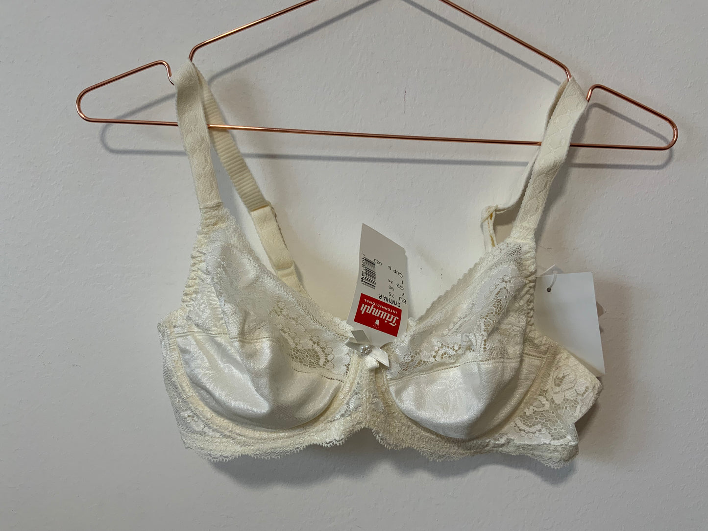 Soutien Gorge Dentelle Triumph 1980 Vintage Neuf dans sa boîte Modèle Cynthia
