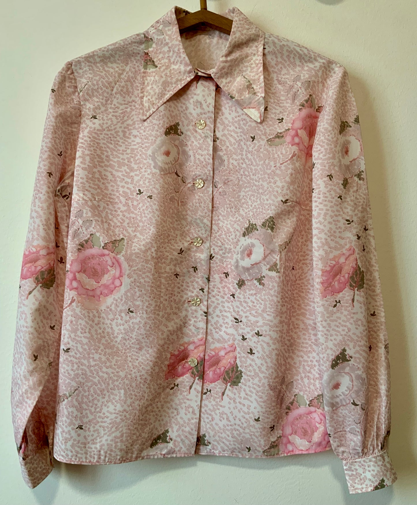 Chemisier à fleurs roses Vintage Création faite main Seventies Col pelle à tartes