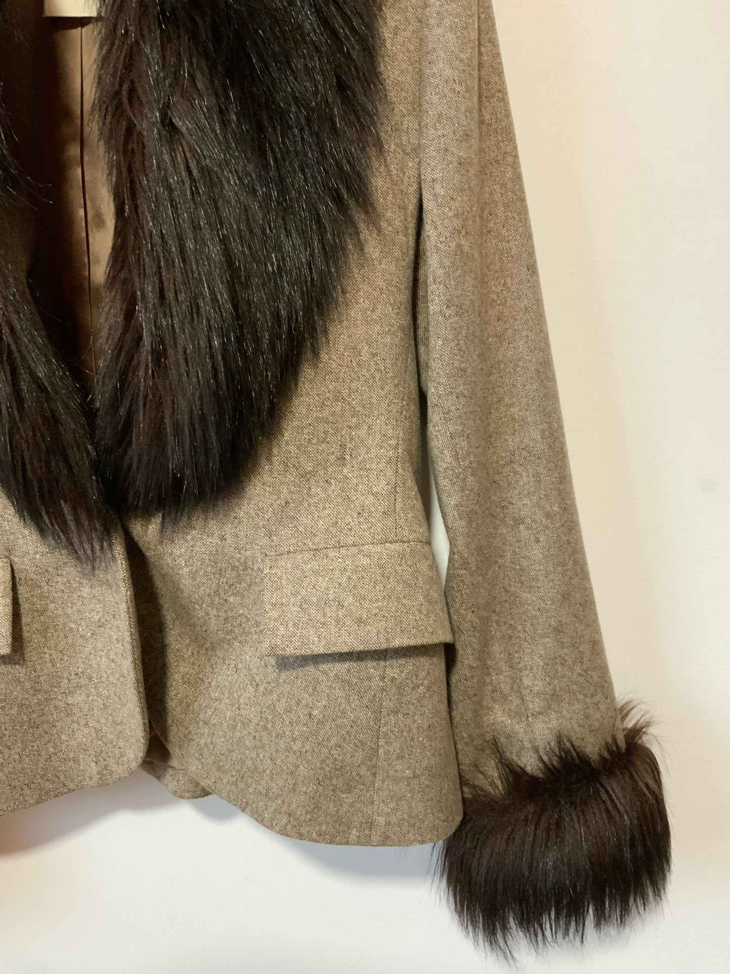 Sublime Veste Blazer Yves Saint Laurent Vintage avec Fourrure synthétique Laine et Cachemire