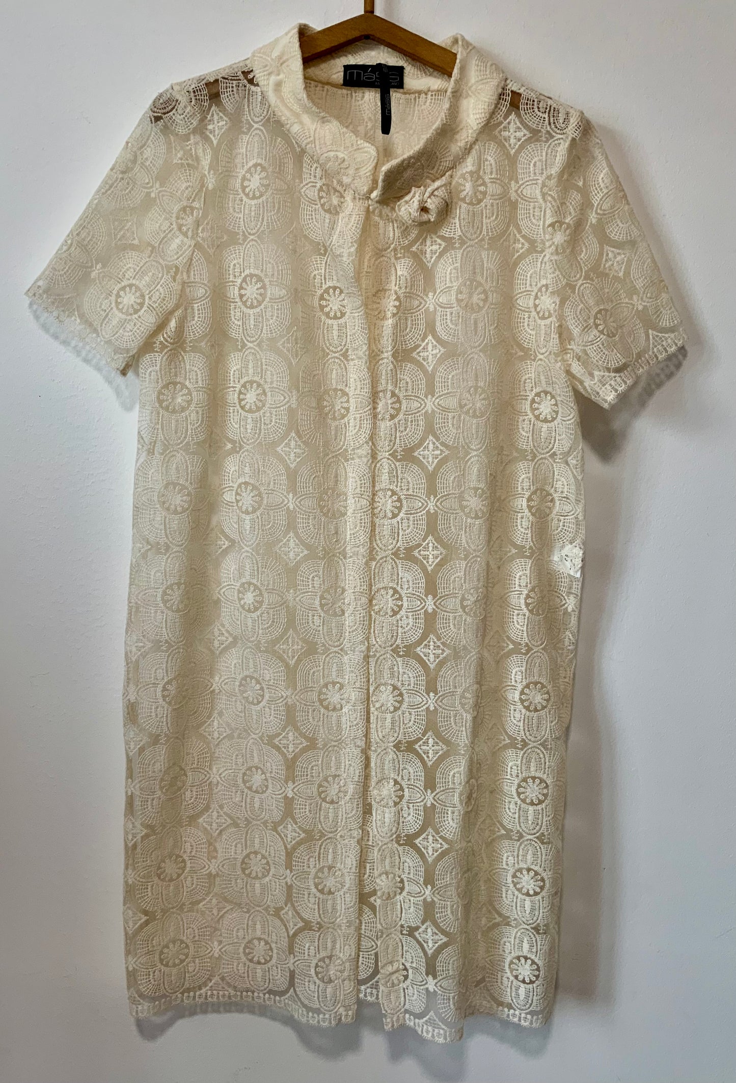 Chemise longue à dentelle Motifs Fleurs Matilde Cano Chic