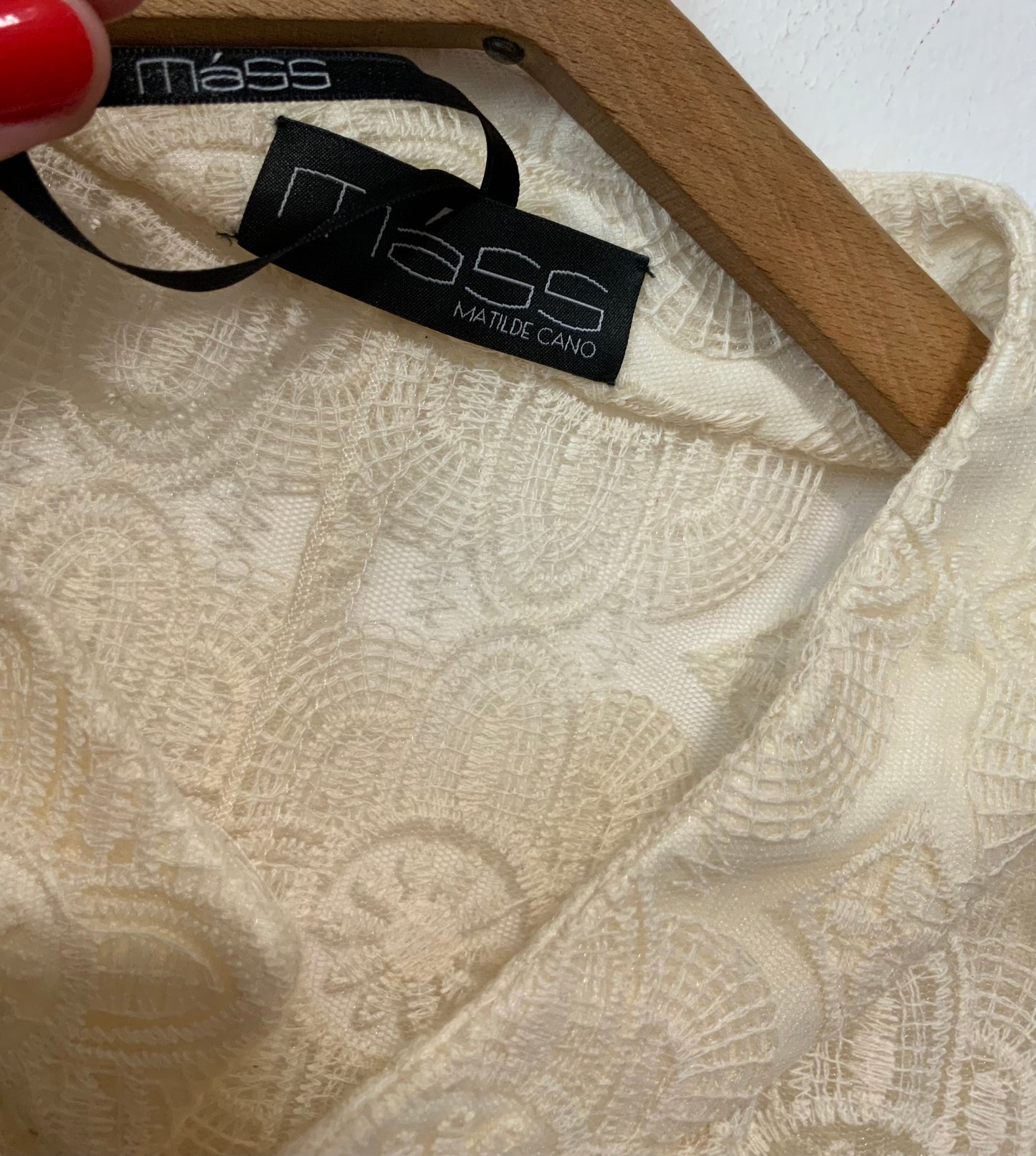 Chemise longue à dentelle Motifs Fleurs Matilde Cano Chic