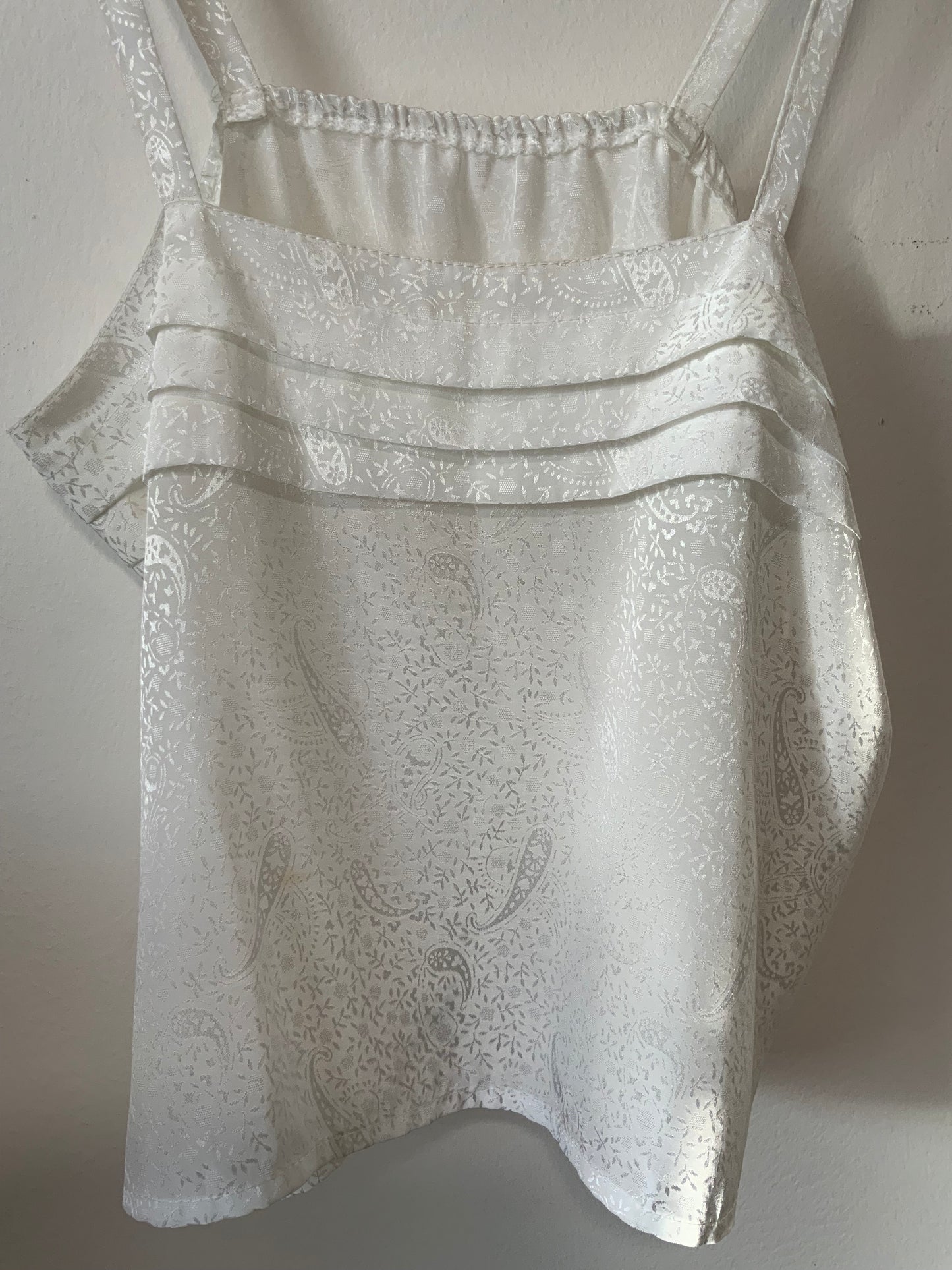 Caraco débardeur Blanc Fluide motifs paisley Cachemire Vintage