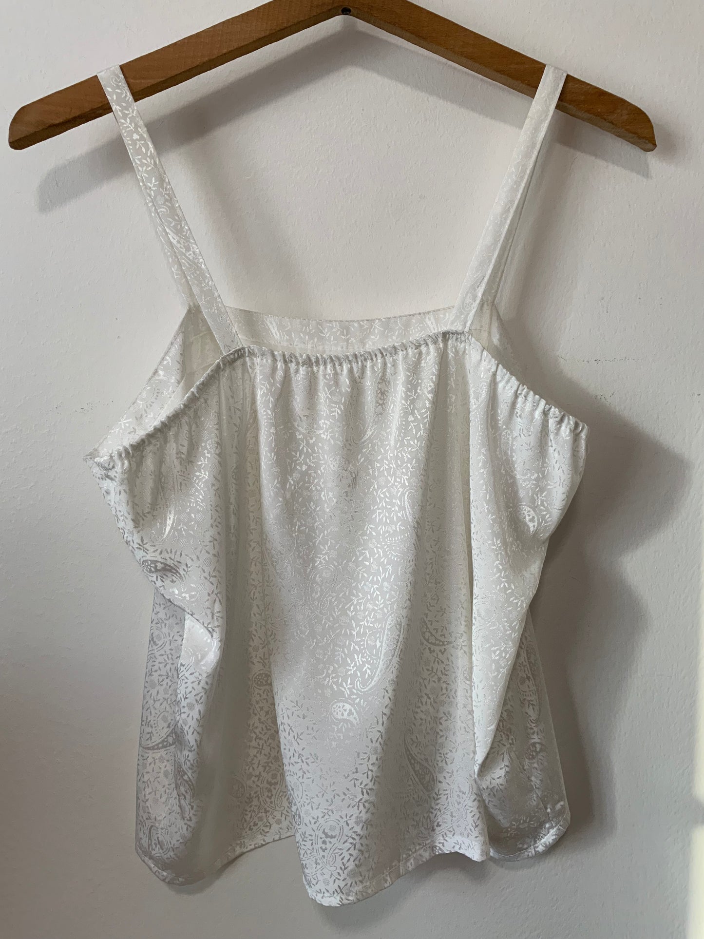 Caraco débardeur Blanc Fluide motifs paisley Cachemire Vintage