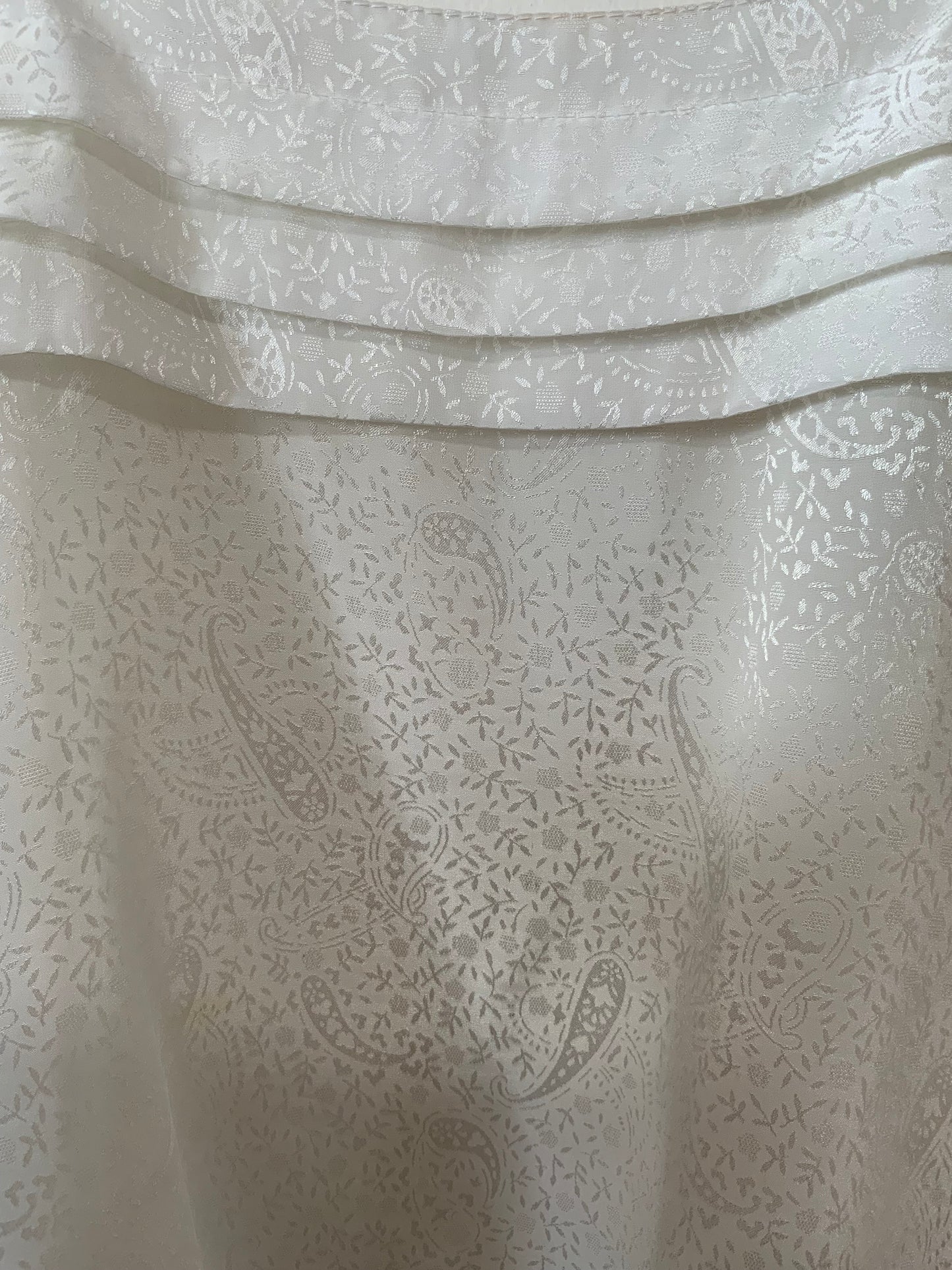 Caraco débardeur Blanc Fluide motifs paisley Cachemire Vintage