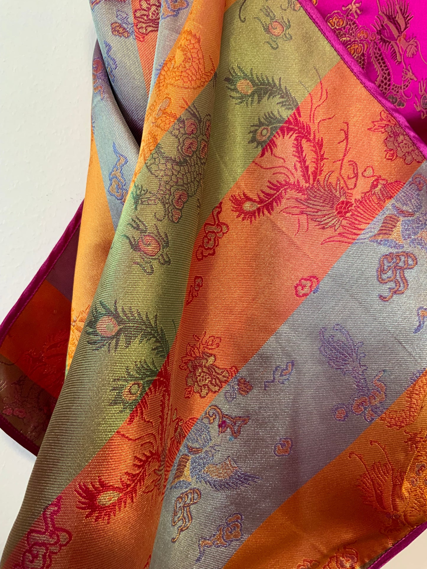 Robe Chinoise Soie rose et Motifs Vintage Pépite