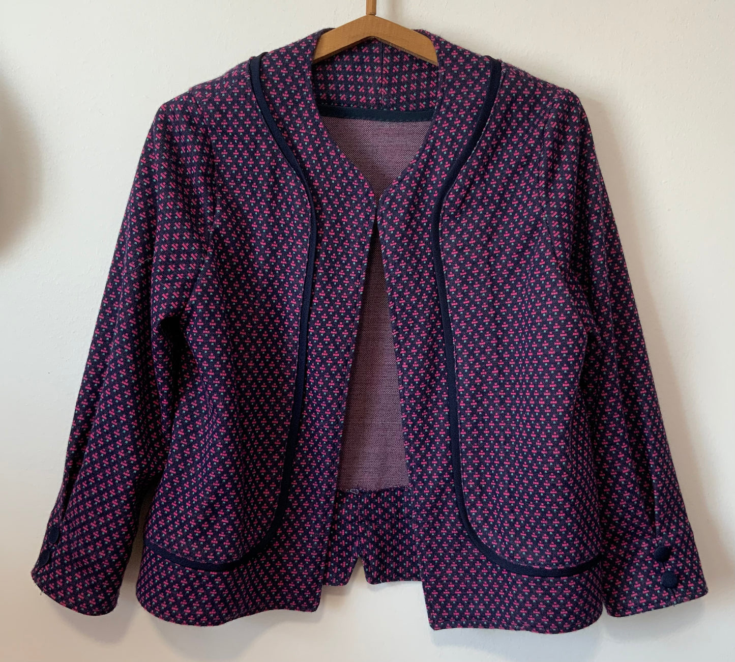 Veste Faite Main Création Motifs petites Fleurs Beauté Vintage