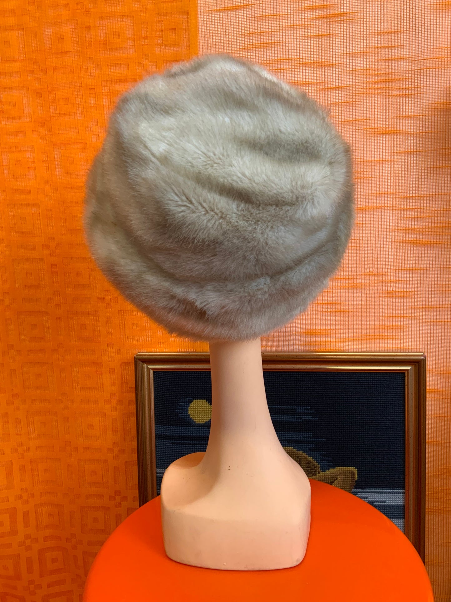 Chapeau Toque fausse fourrure Vintage 1970 Élégance