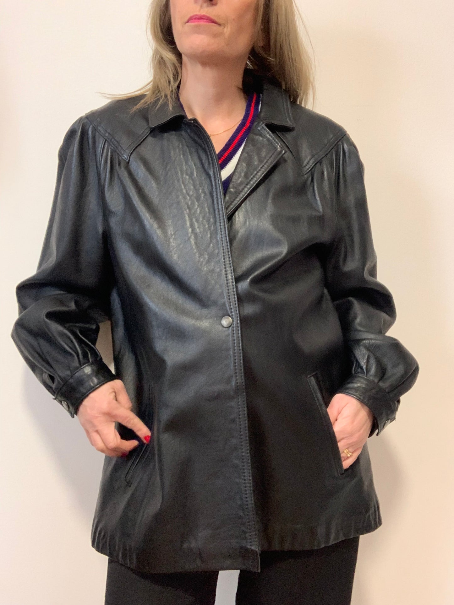 Veste droite en cuir noir Vintage 1980