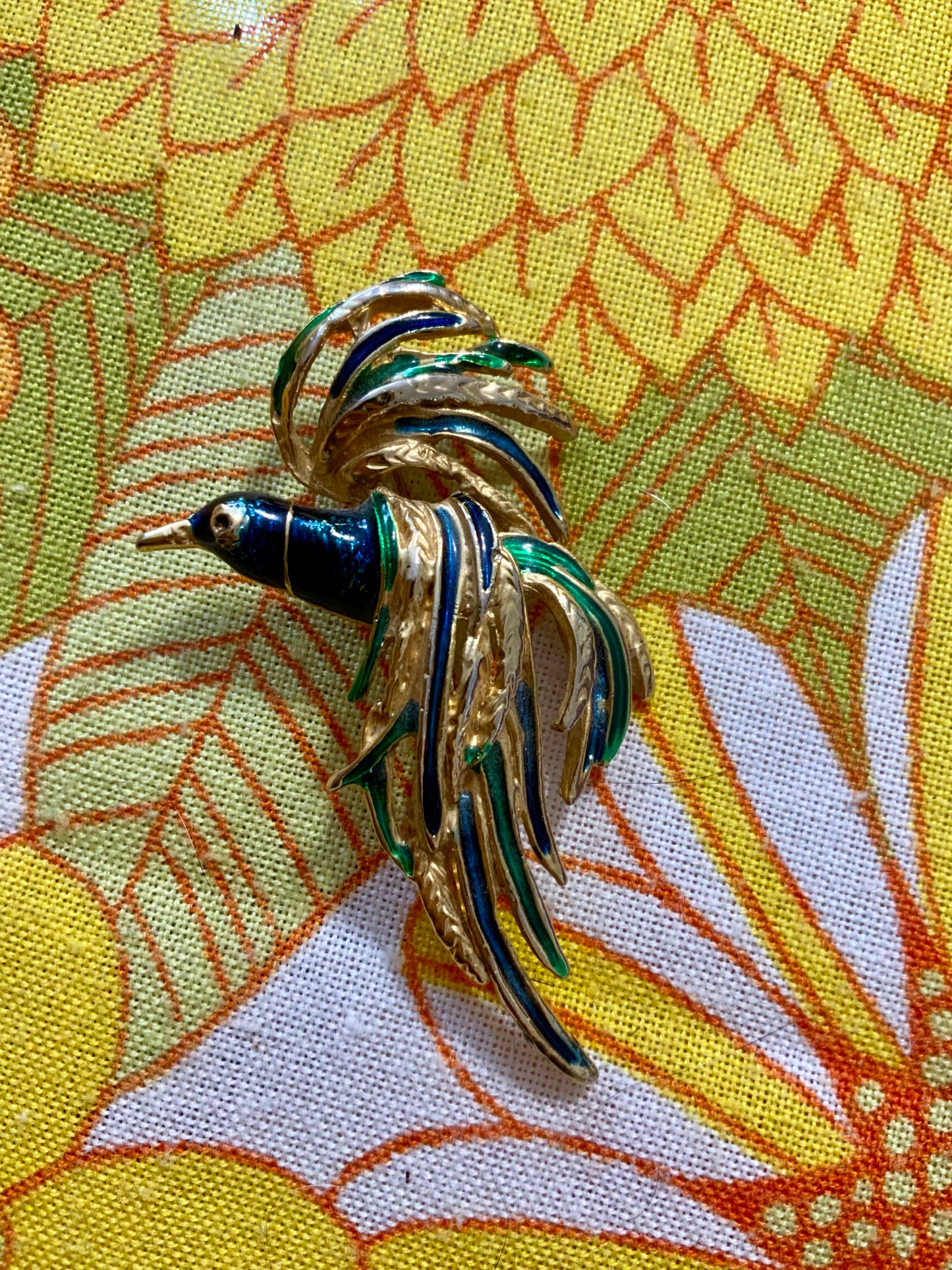 Broche oiseau Métal Doré peint Vintage