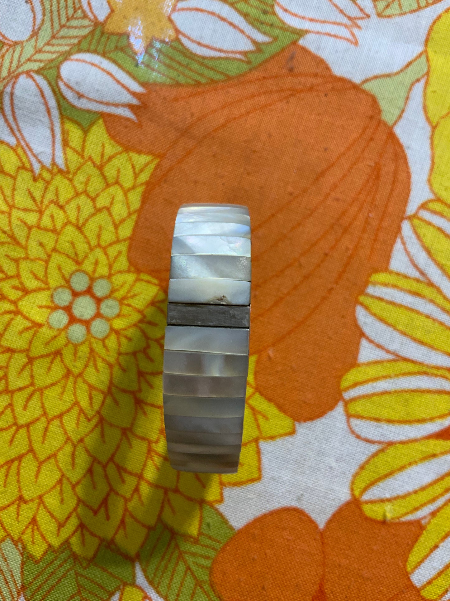 Bracelet Plat Blanc Nacré 1980 Vintage