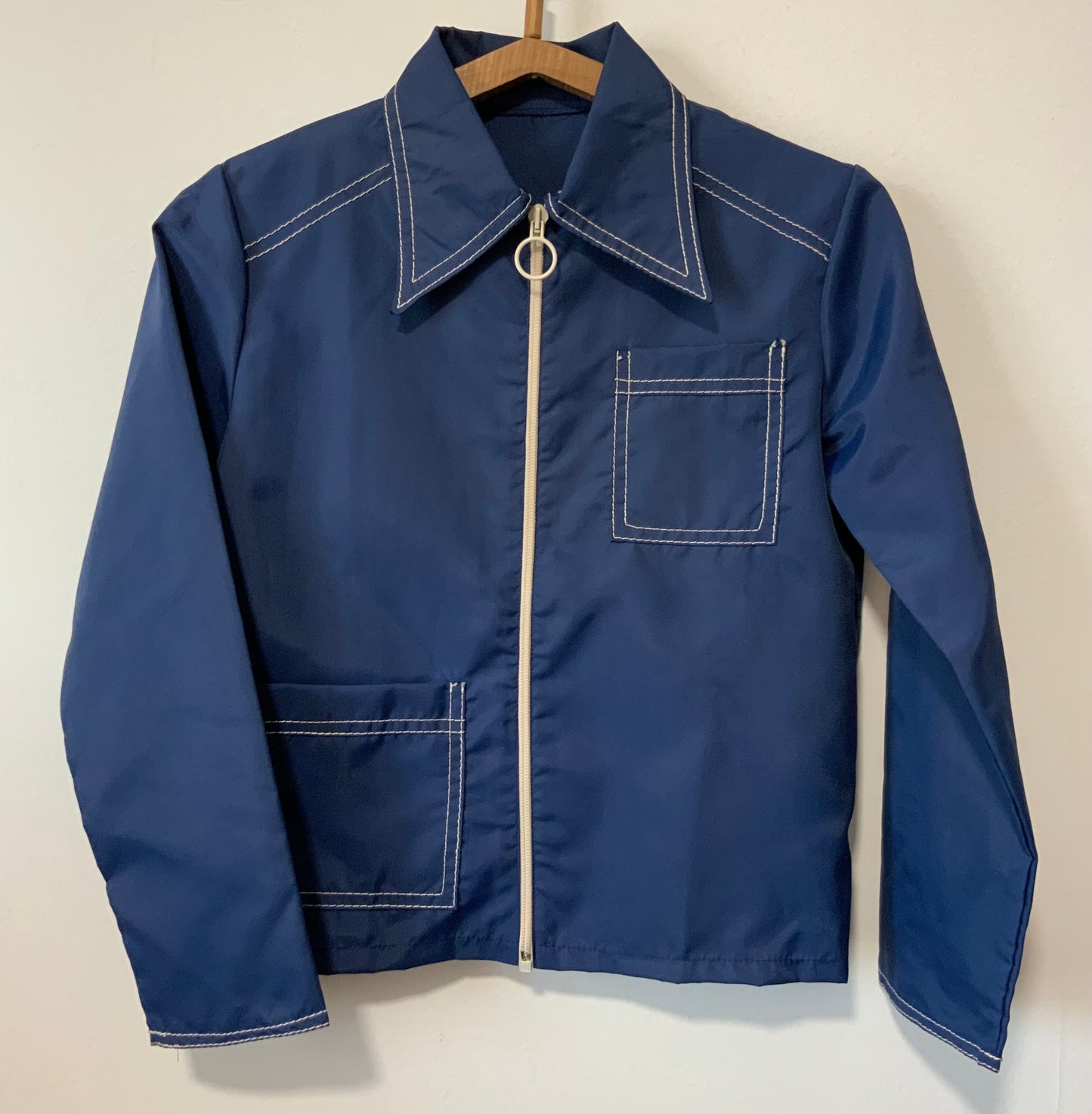 Veste Courte Nylon Vintage France 1970 Pelle à tartes