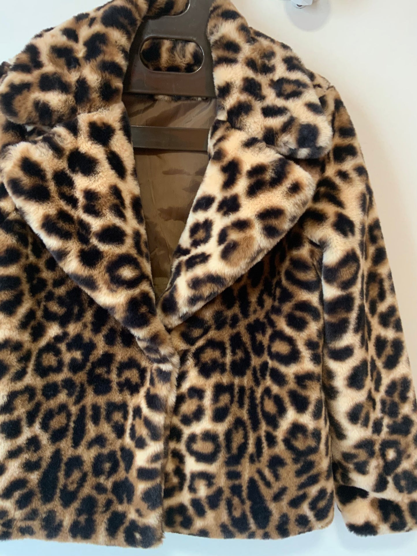 Manteau court fausse fourrure Léopard Vintage 2000’