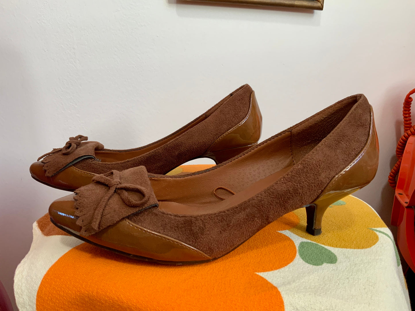 Chaussures à talons cuir vernis et franges daim Vintage 1990