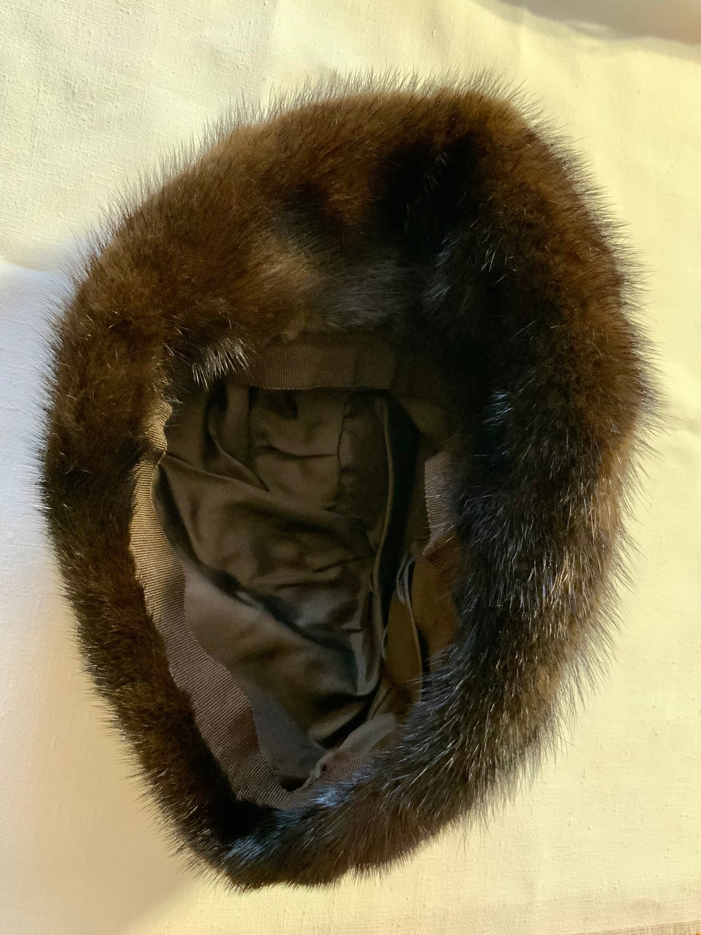 Toque chapeau fourrure ancien vintage chic