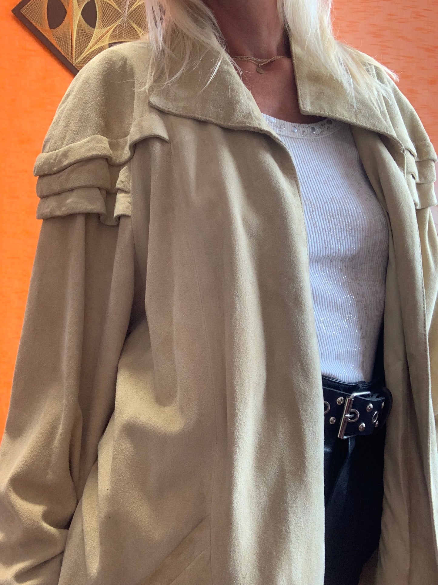 Veste Longue Daim Beige Élégance Vintage 1980 Pure Forme
