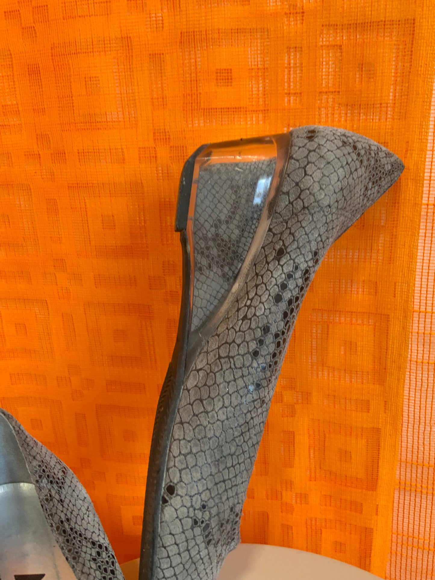 Chaussures à talons transparents Python Azurée Cannes Vintage 2000