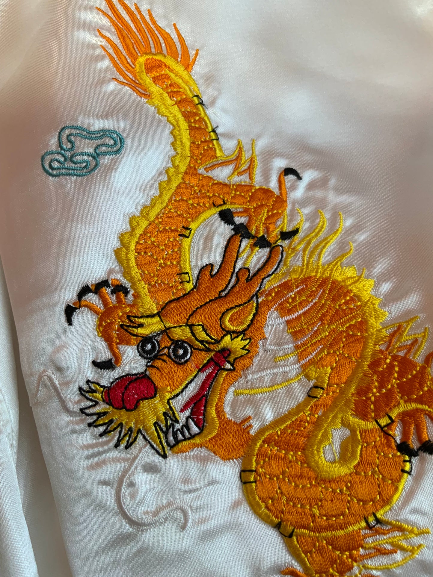 Kimono Chinois dragon brodé Vintage China.