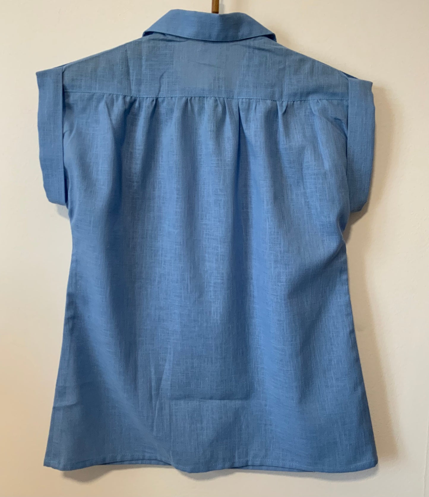Chemise Vintage Deadstock 1970 Épaules plissées Chic France