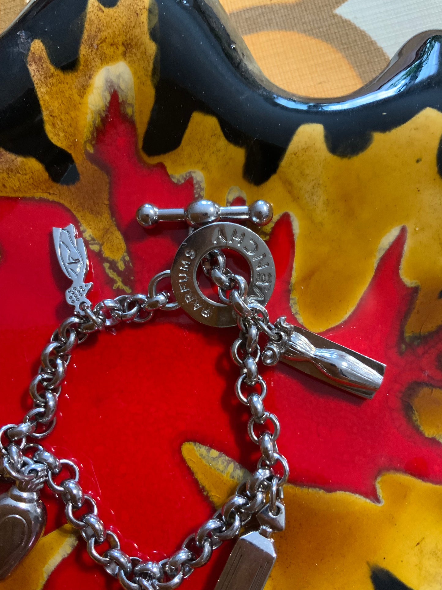 Bracelet à pendeloques de la maison Givenchy Paris 1990