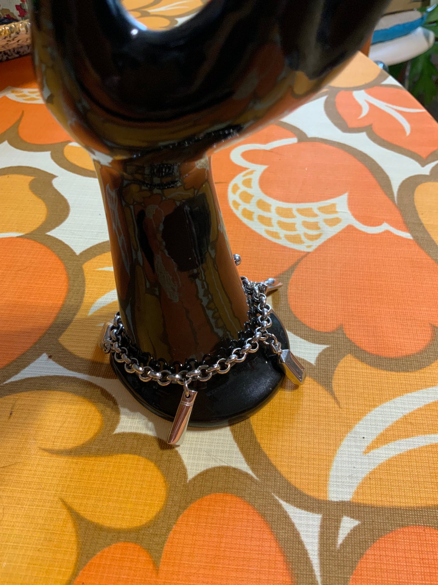 Bracelet à pendeloques de la maison Givenchy Paris 1990