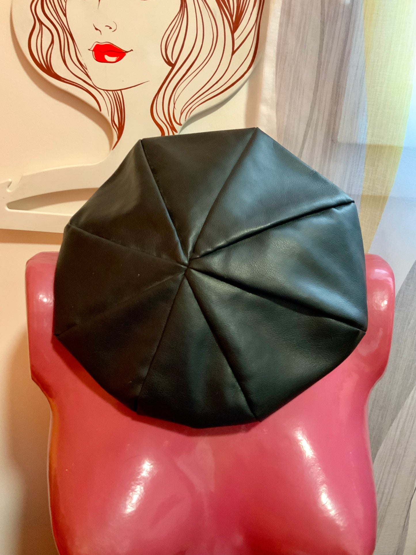 Casquette rétro Simili Cuir Noir