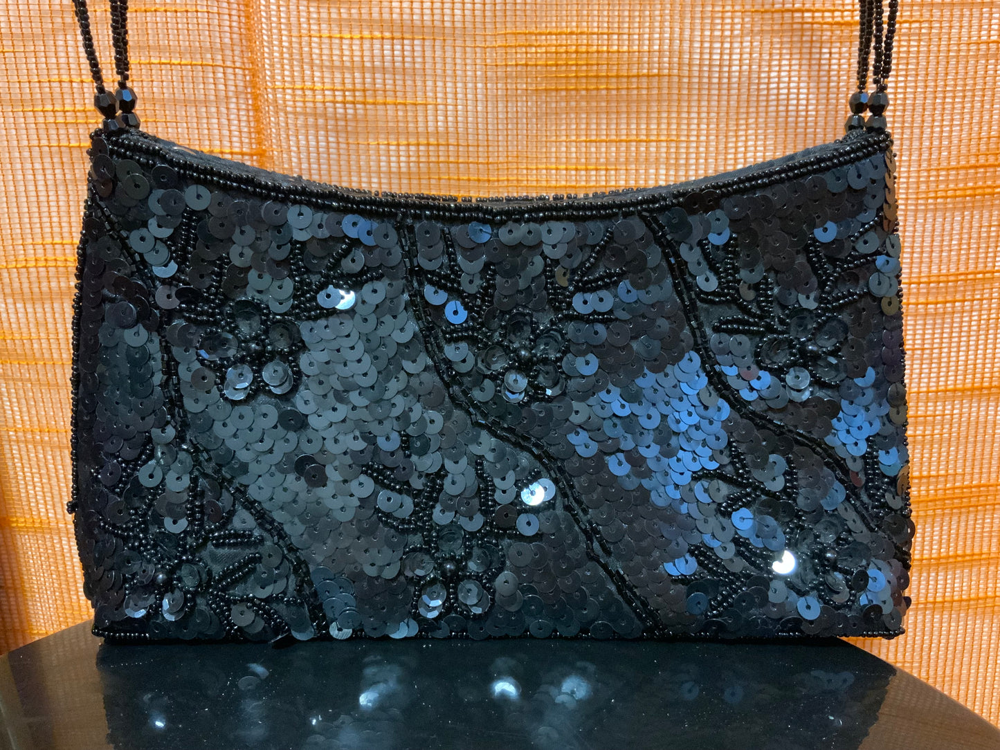 Sac à main Satin Paillettes Noir Vintage 2000’