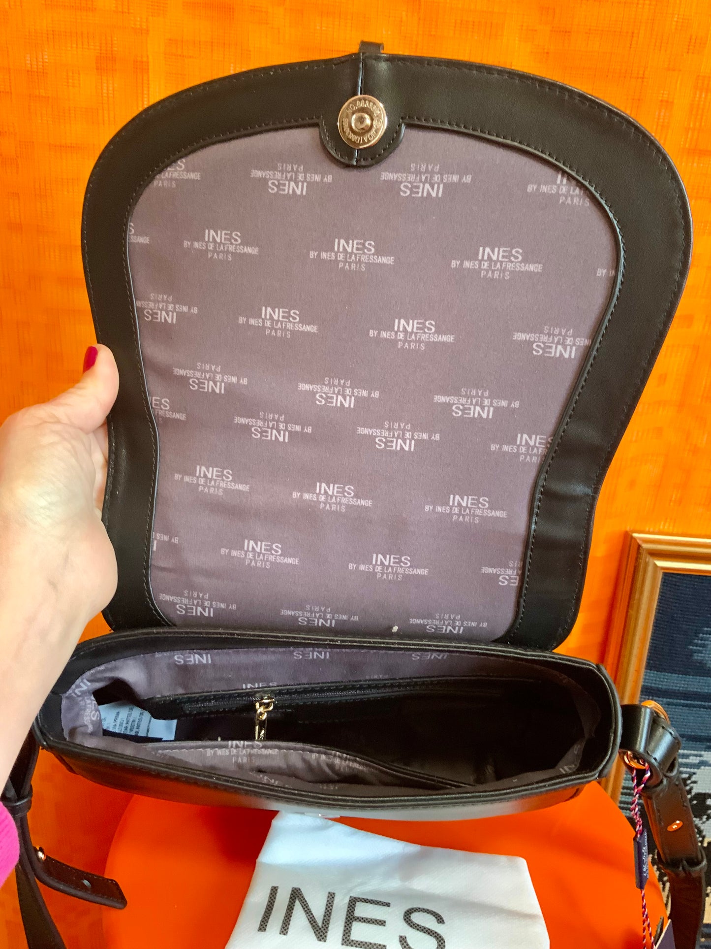 Sac Cuir Noir Neuf Besace Inès de la Fressange Paris France avec étiquette