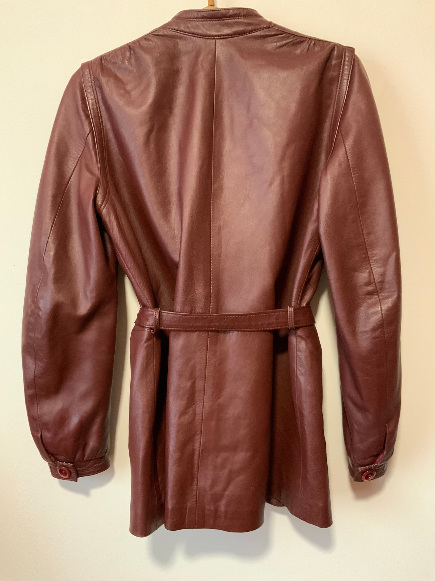 Magnifique Trench Cuir Rouge Bordeaux Vintage Creation 1970