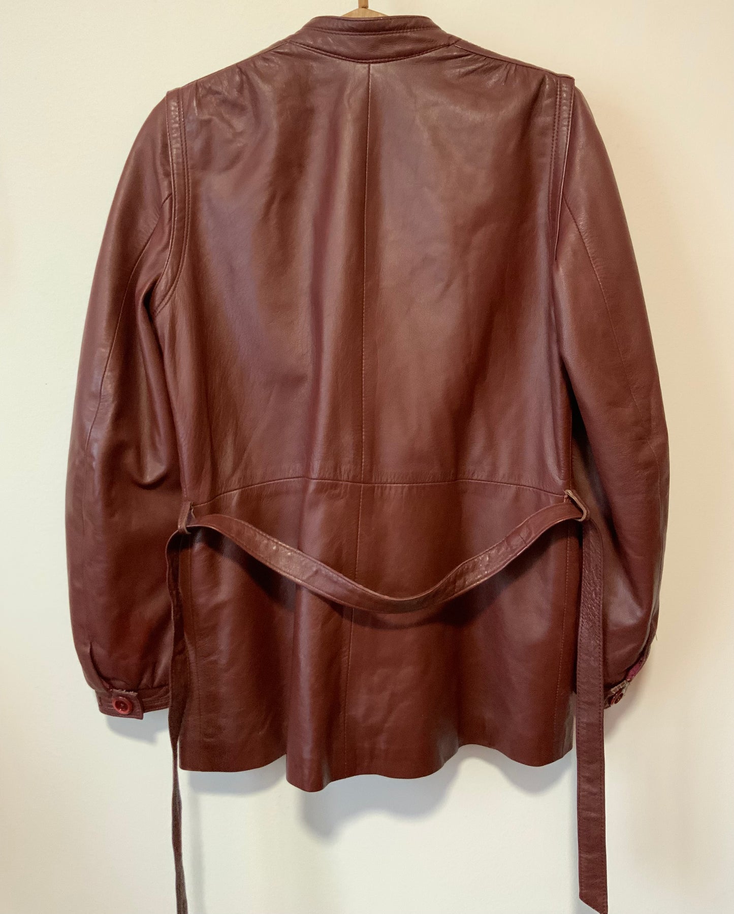 Magnifique Trench Cuir Rouge Bordeaux Vintage Creation 1970