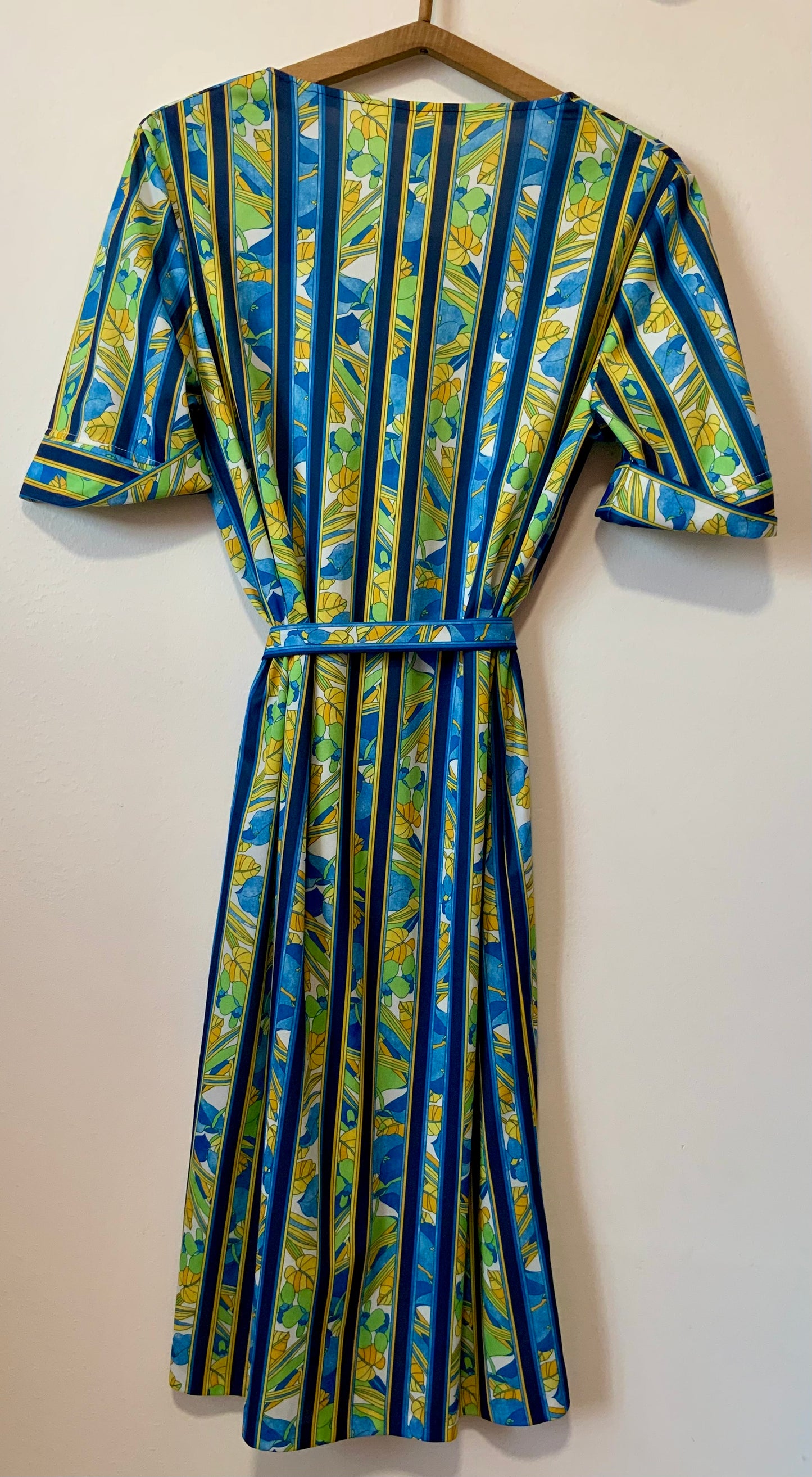 Robe d’été rayures et motifs avec ceinture Vintage 1980 France