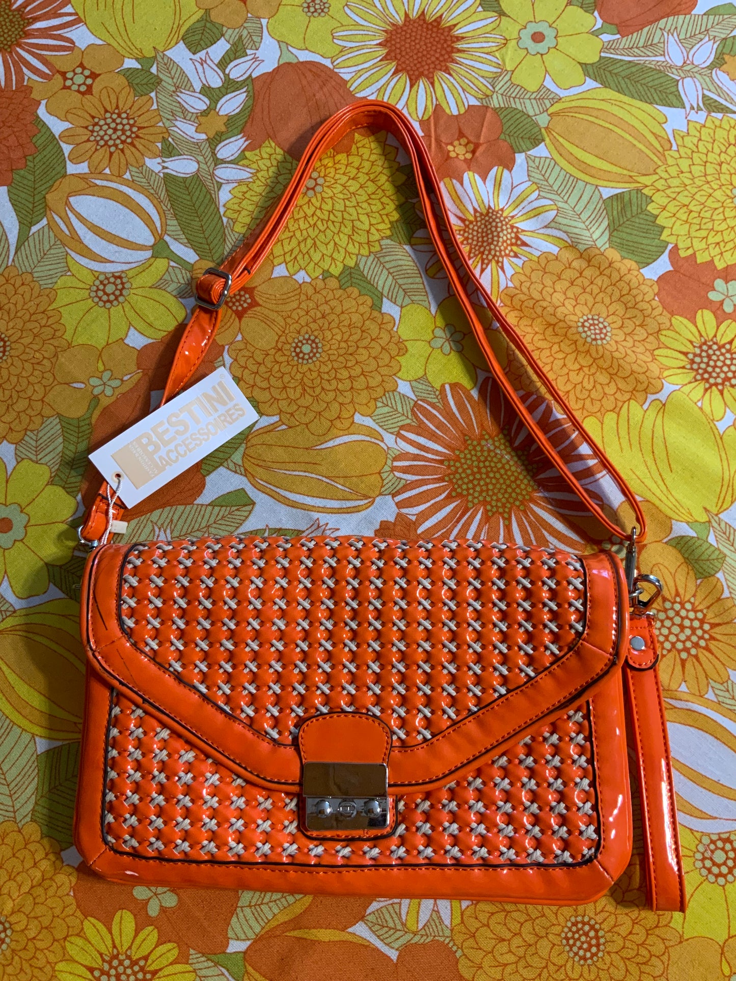 Sac à main vernis orange Neuf Façon Vintage