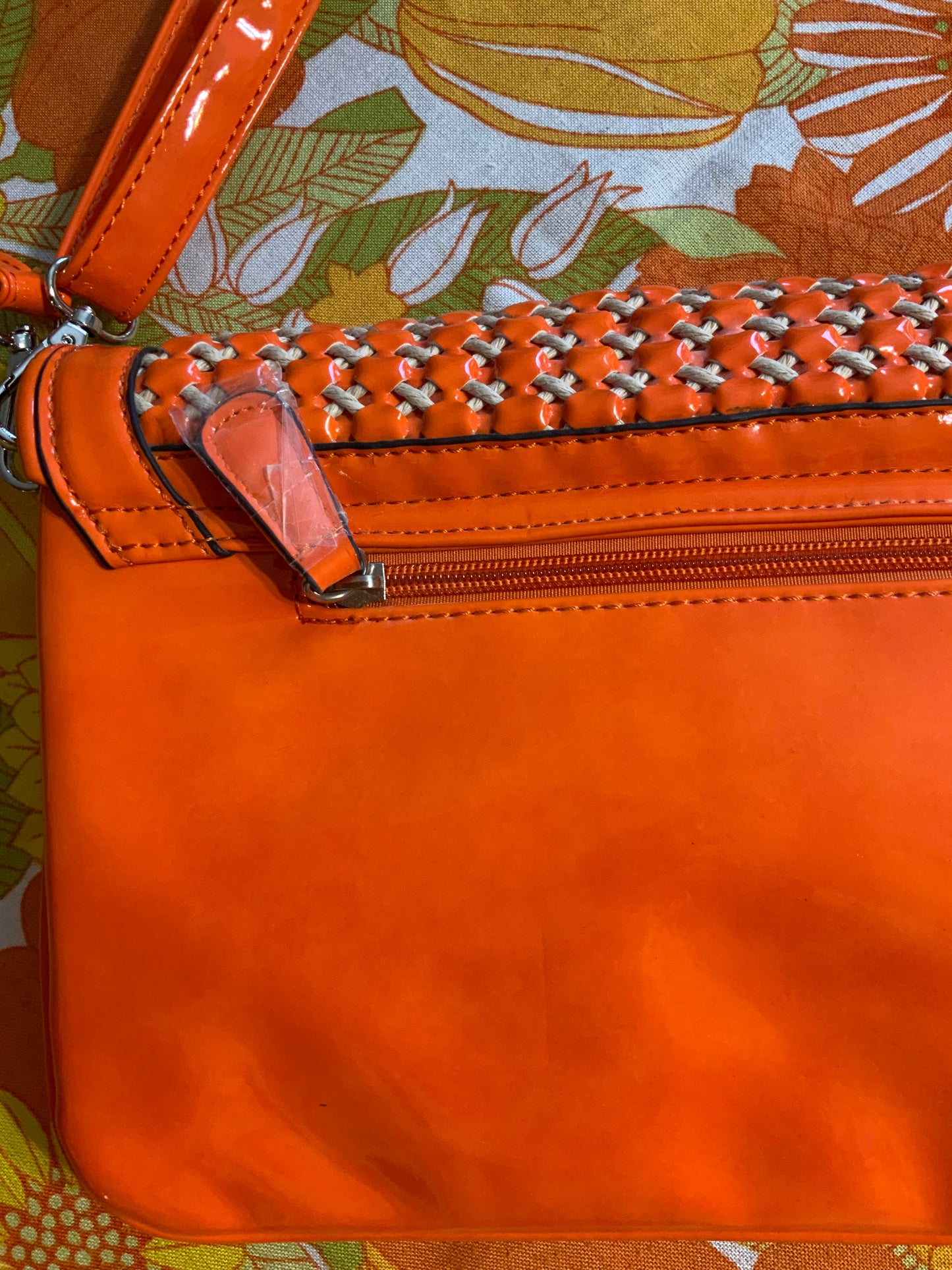 Sac à main vernis orange Neuf Façon Vintage