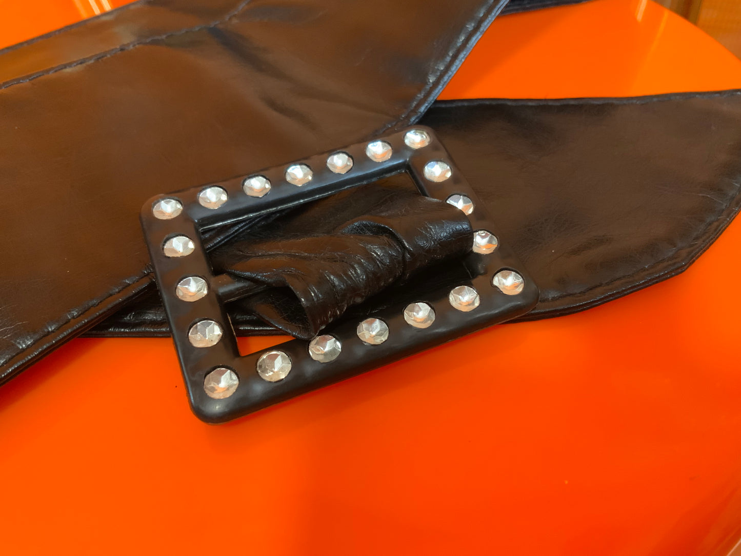 Ceinture simili cuir souple avec plastique strass Vintage 1990