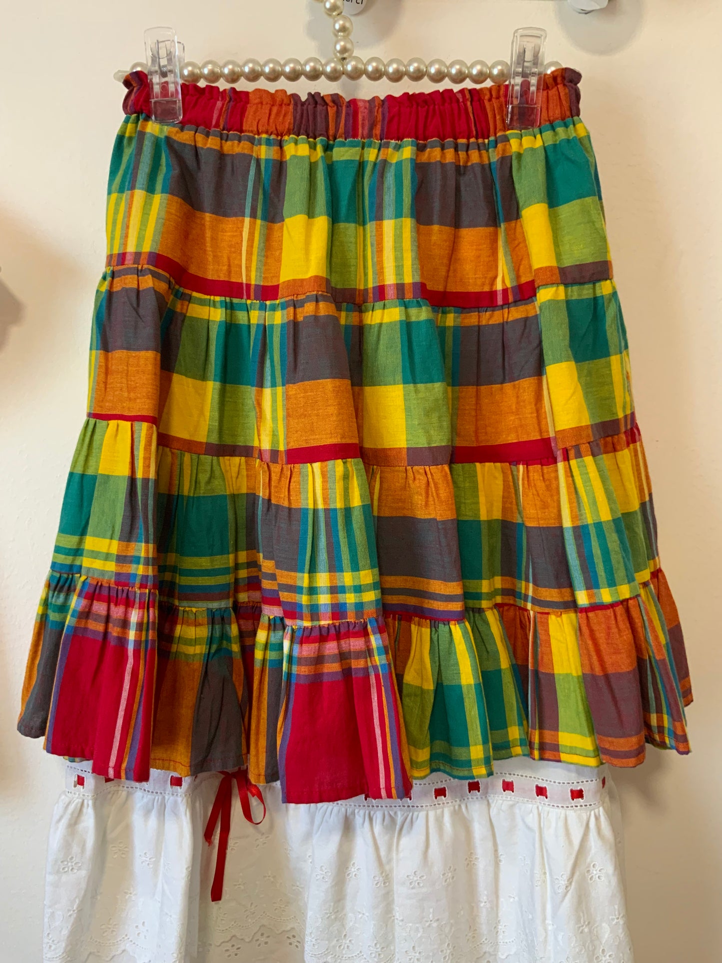Ensemble traditionnel à carreaux Madras Dentelle et jupon - Neuf