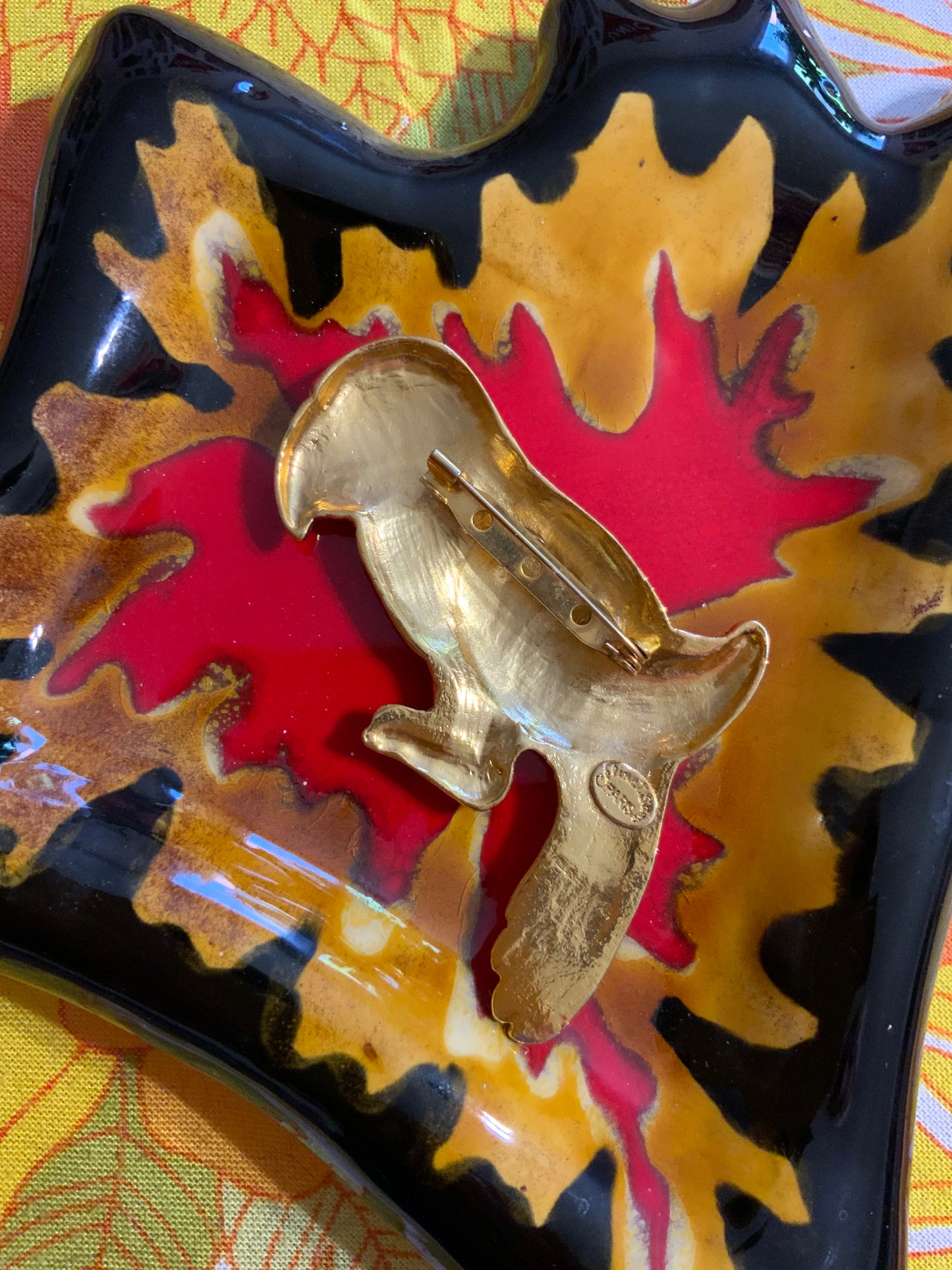 Très grande broche Haut de gamme Perroquet de la maison Céline T Saxe Paris - Signé